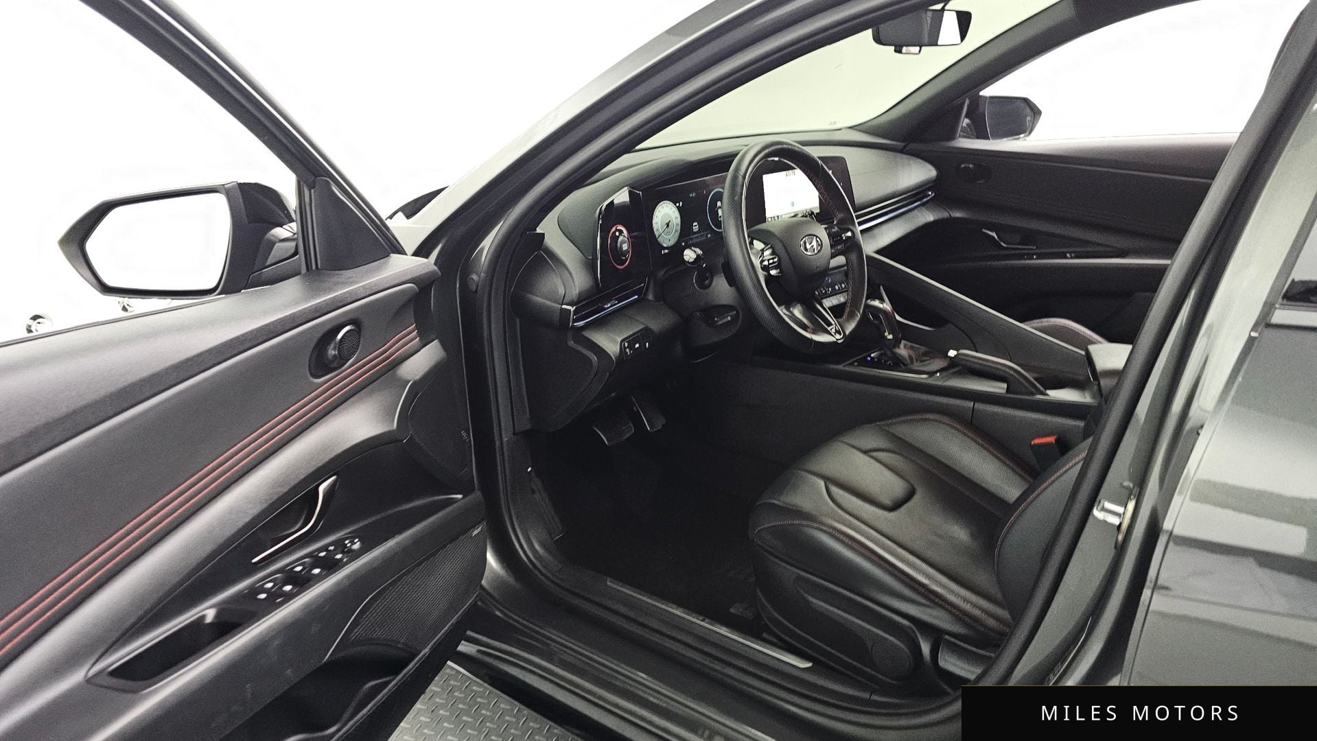 Hyundai AVANTE 2022 — миниатюра 11