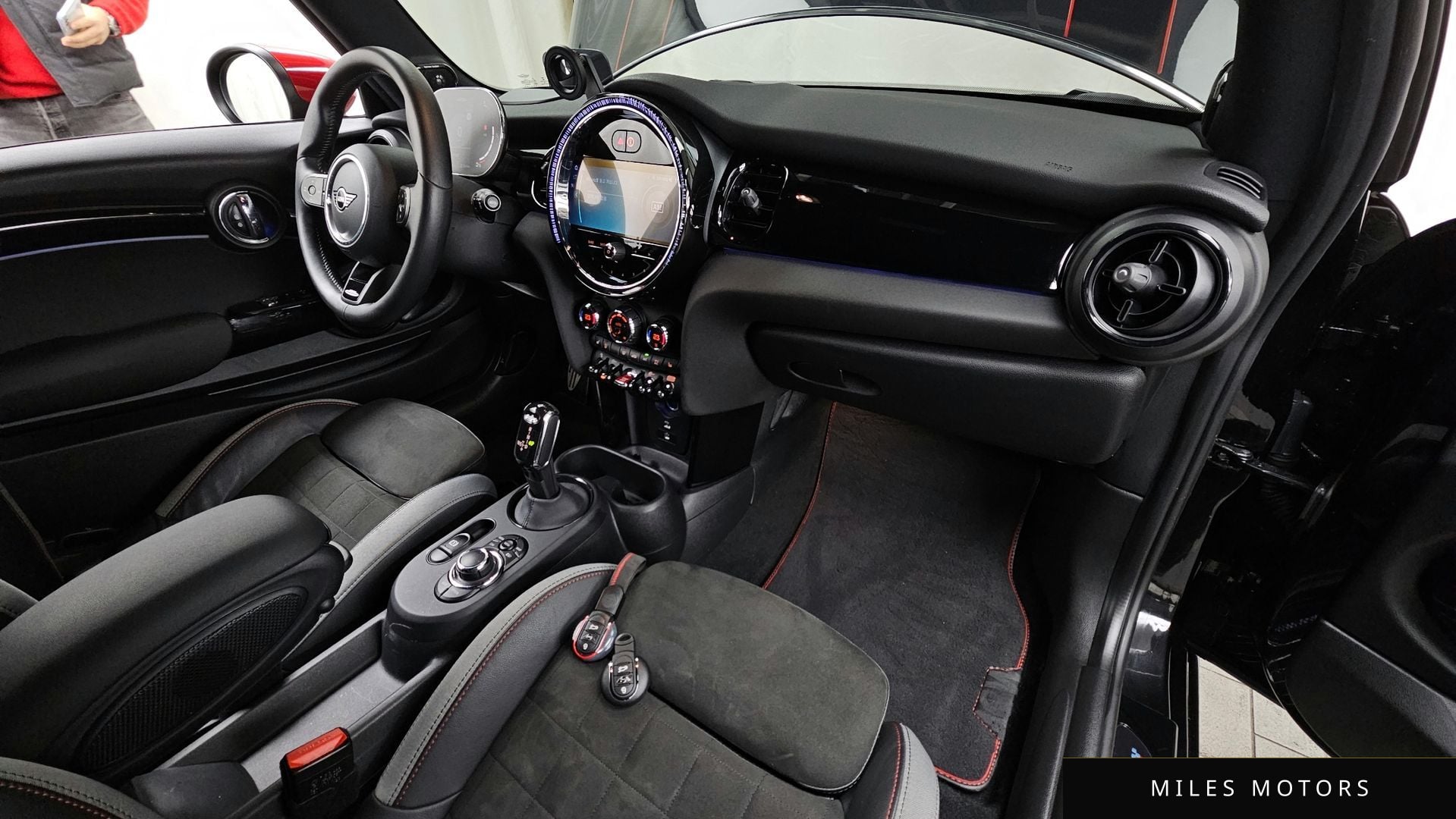 MINI Cooper S 2023 — миниатюра 7