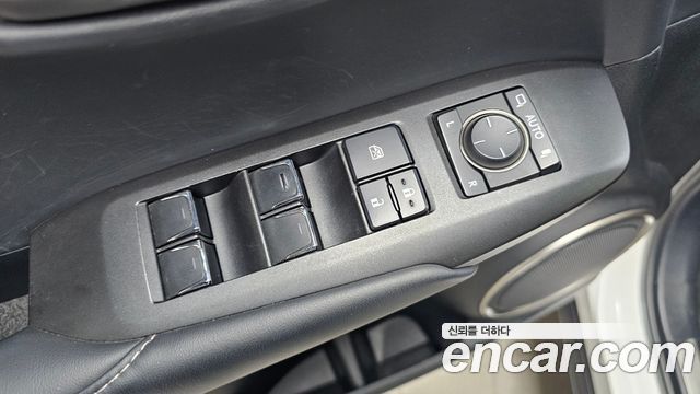 Лексус NX300h 2019 — миниатюра 15