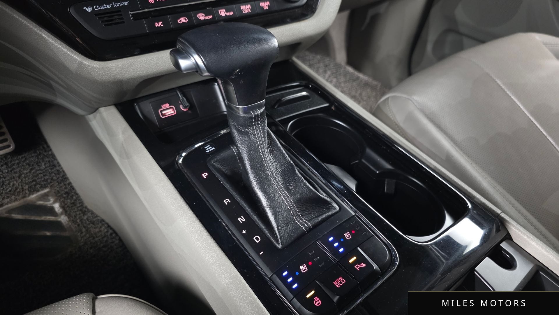Kia Canival 2017 — миниатюра 8