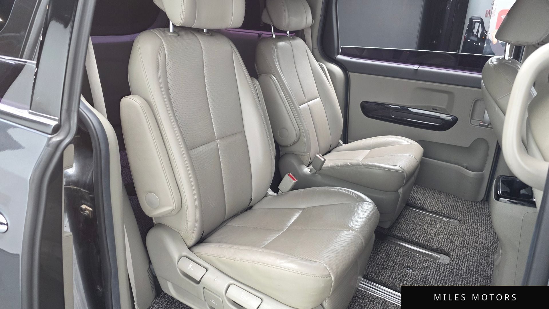 Kia Canival 2017 — миниатюра 12
