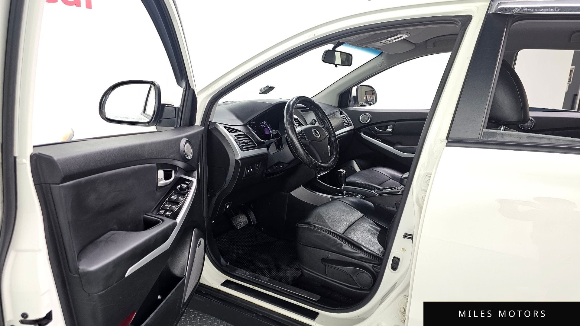 KG Mobility KORANDO 2015 — миниатюра 10