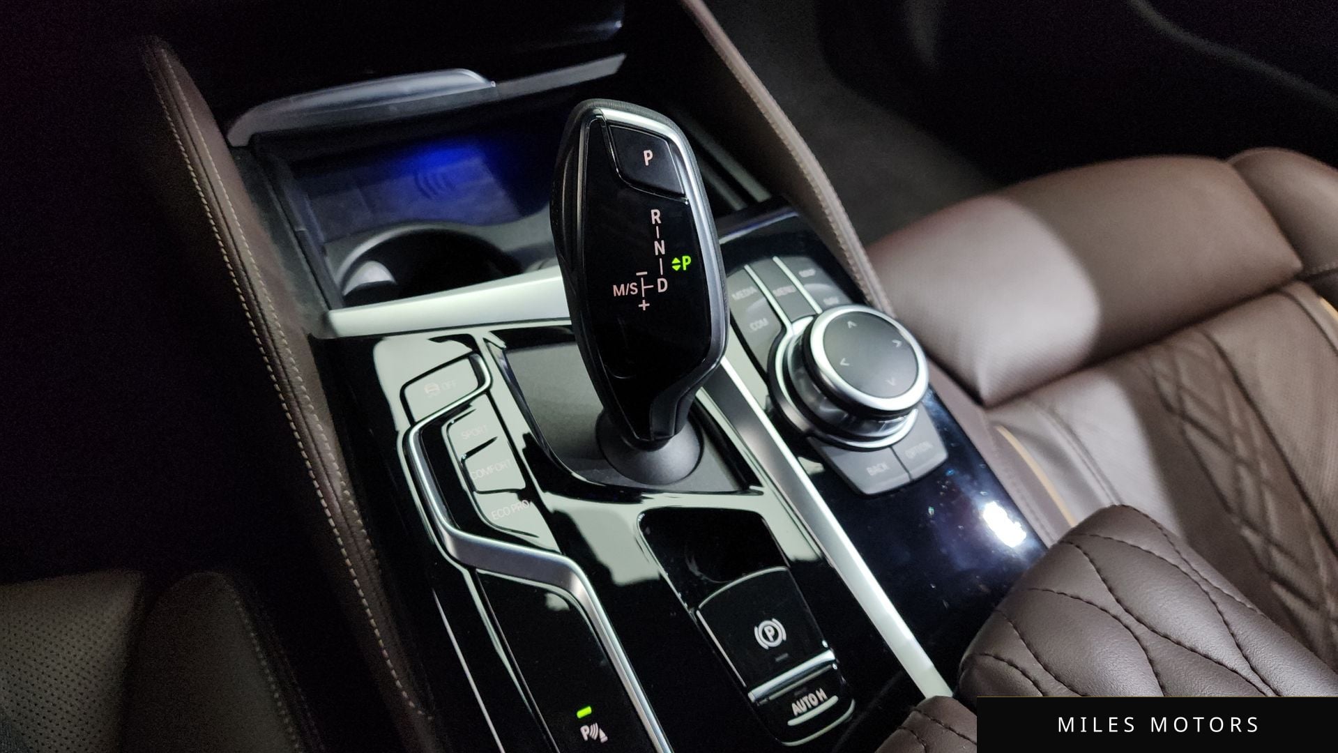 BMW 5 Series (G30) 2022 — миниатюра 9