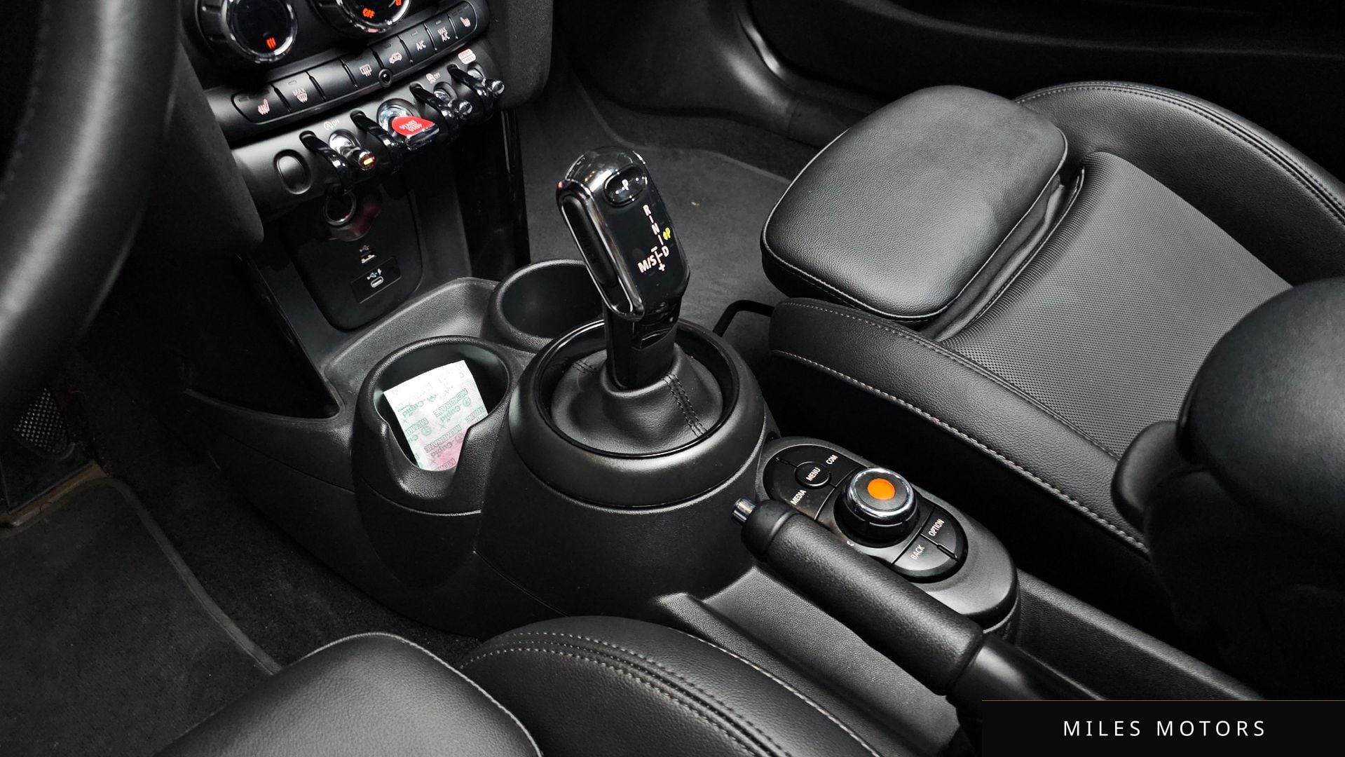 MINI 쿠퍼 S 2022 — миниатюра 9