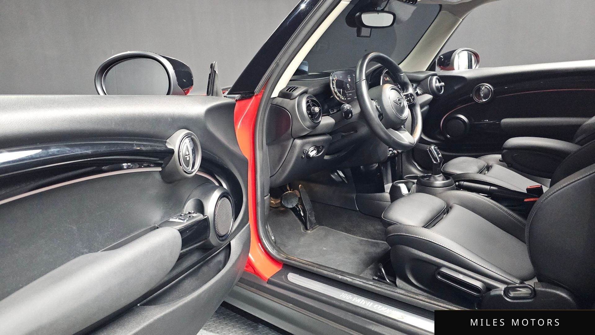 MINI 쿠퍼 S 2022 — миниатюра 10