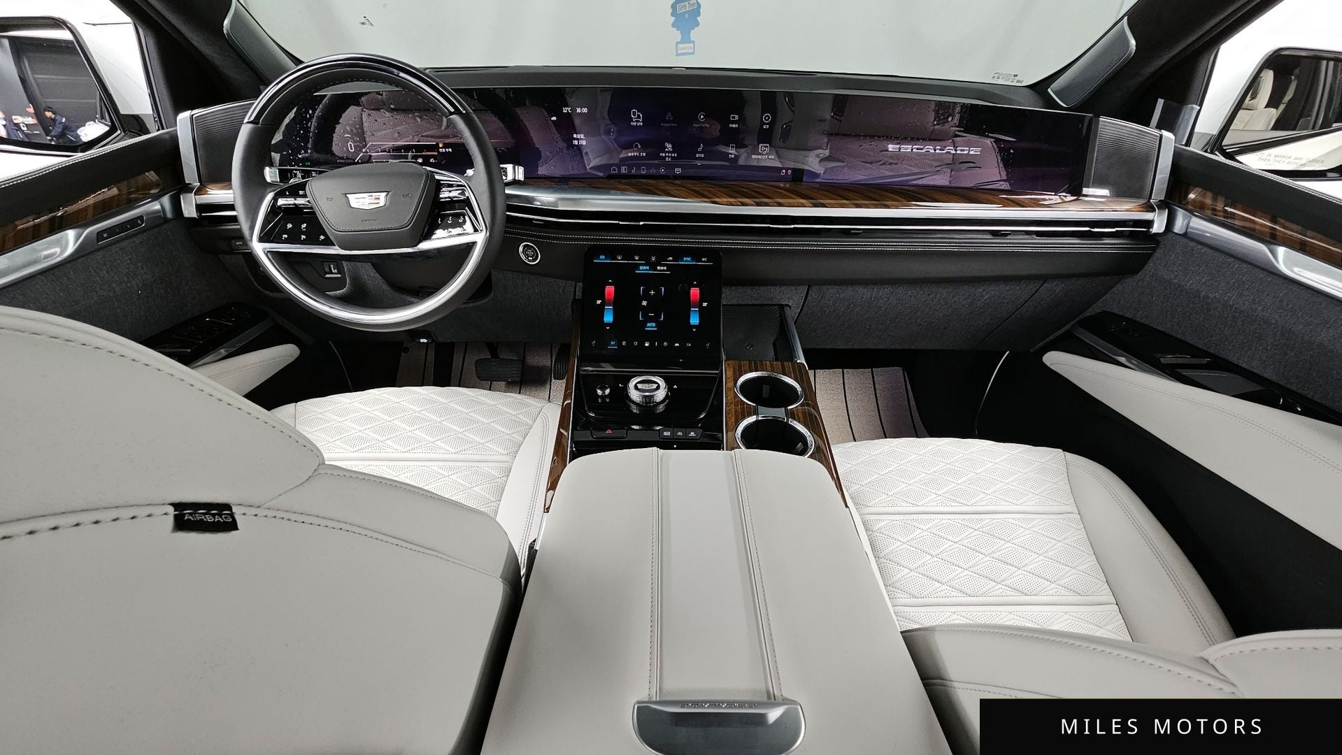 Cadillac Escalade 2025 — миниатюра 7