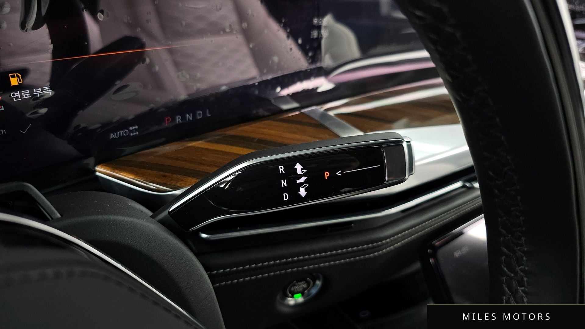 Cadillac Escalade 2025 — миниатюра 9