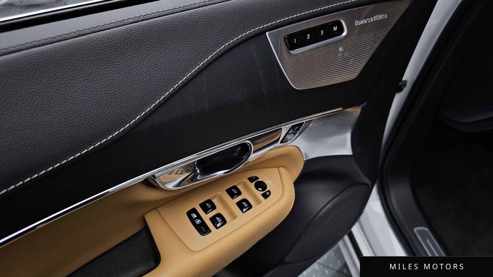 Volvo XC90 2021 — миниатюра 16