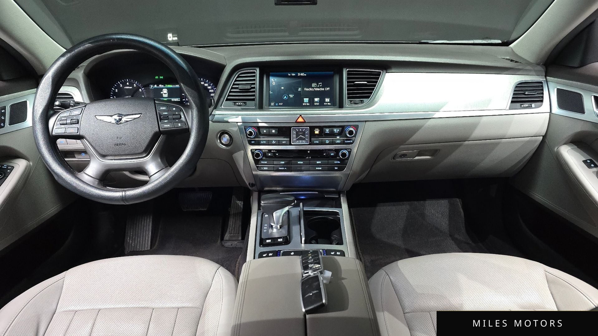Genesis G80 2017 — миниатюра 7