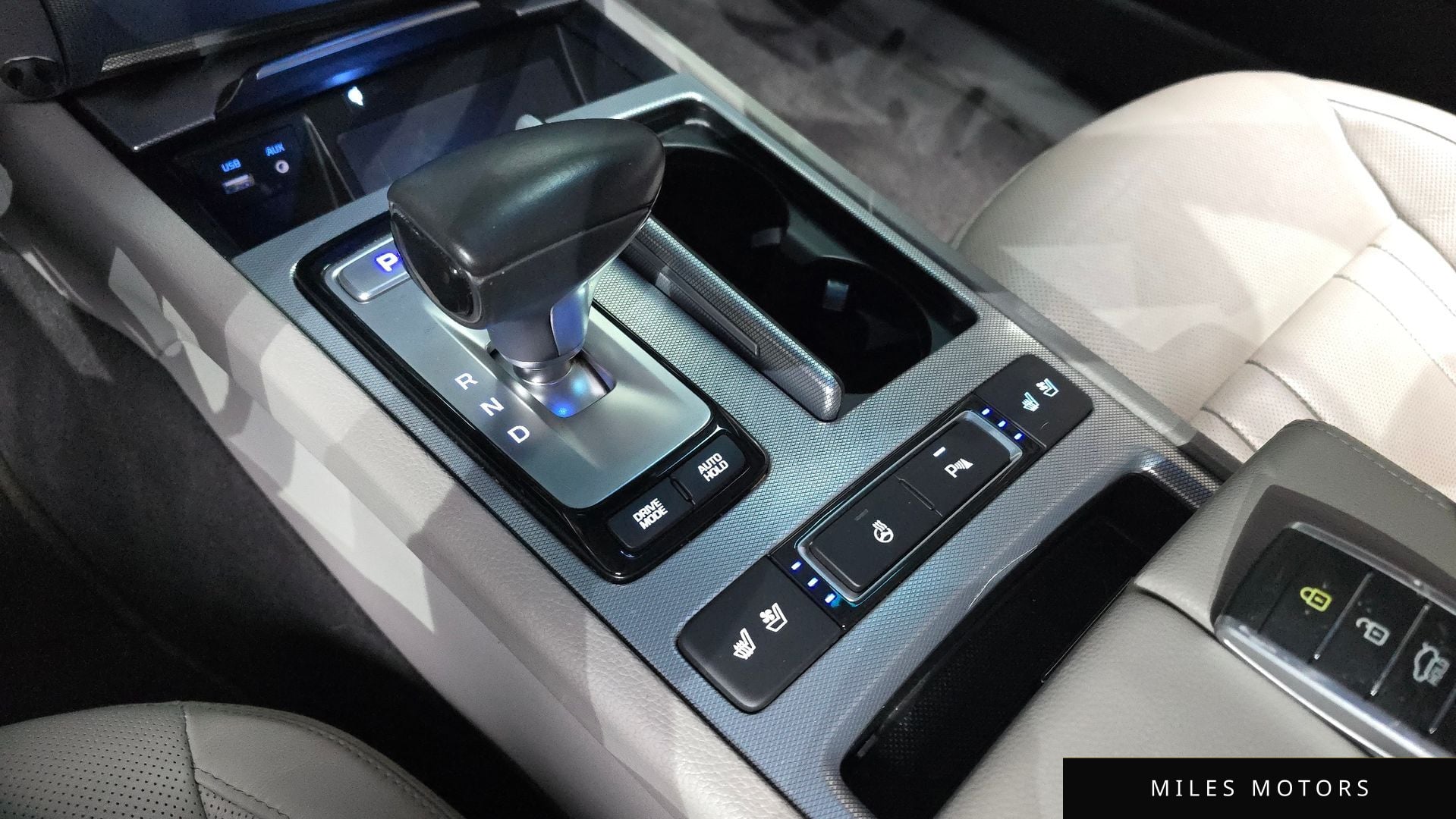 Genesis G80 2017 — миниатюра 9
