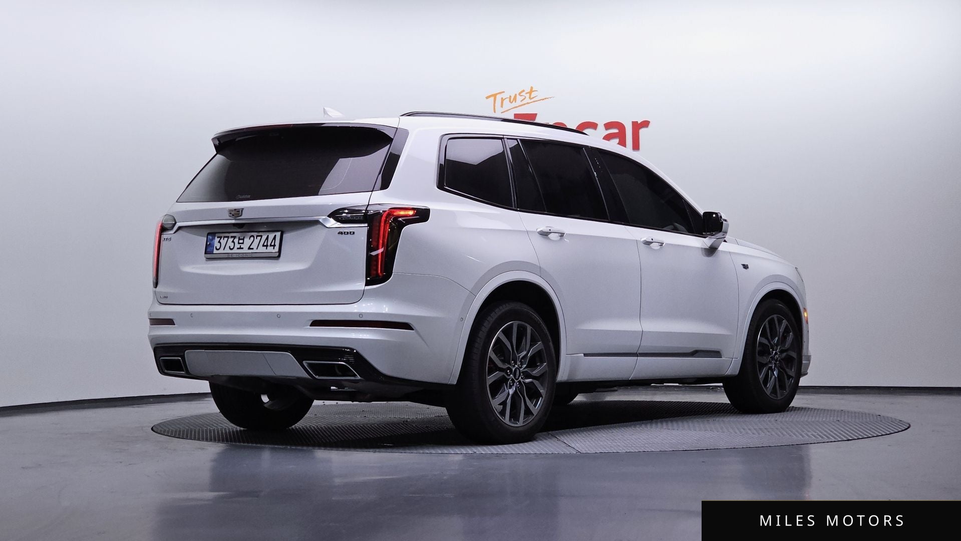Cadillac XT6 2023 — миниатюра 2