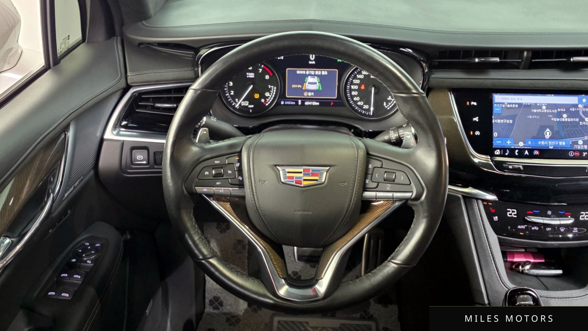 Cadillac XT6 2023 — миниатюра 13