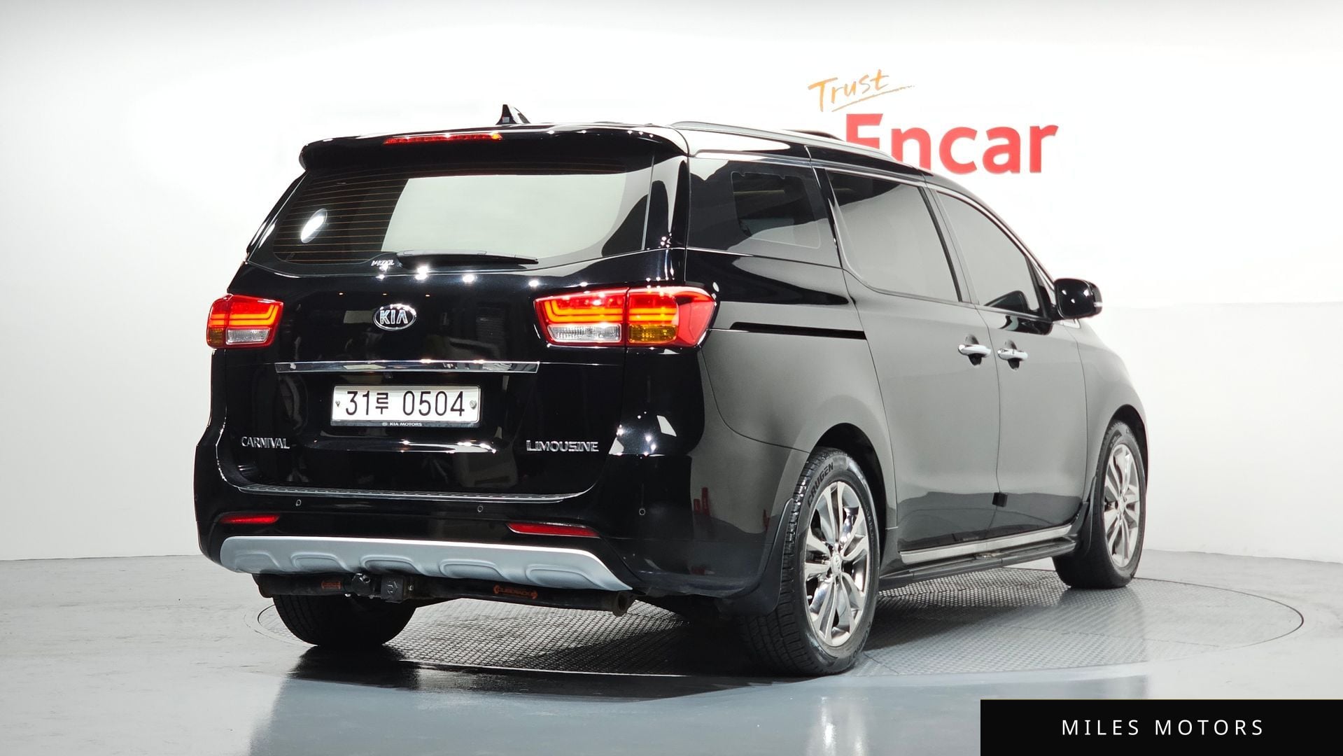 Kia Canival 2016 — миниатюра 2