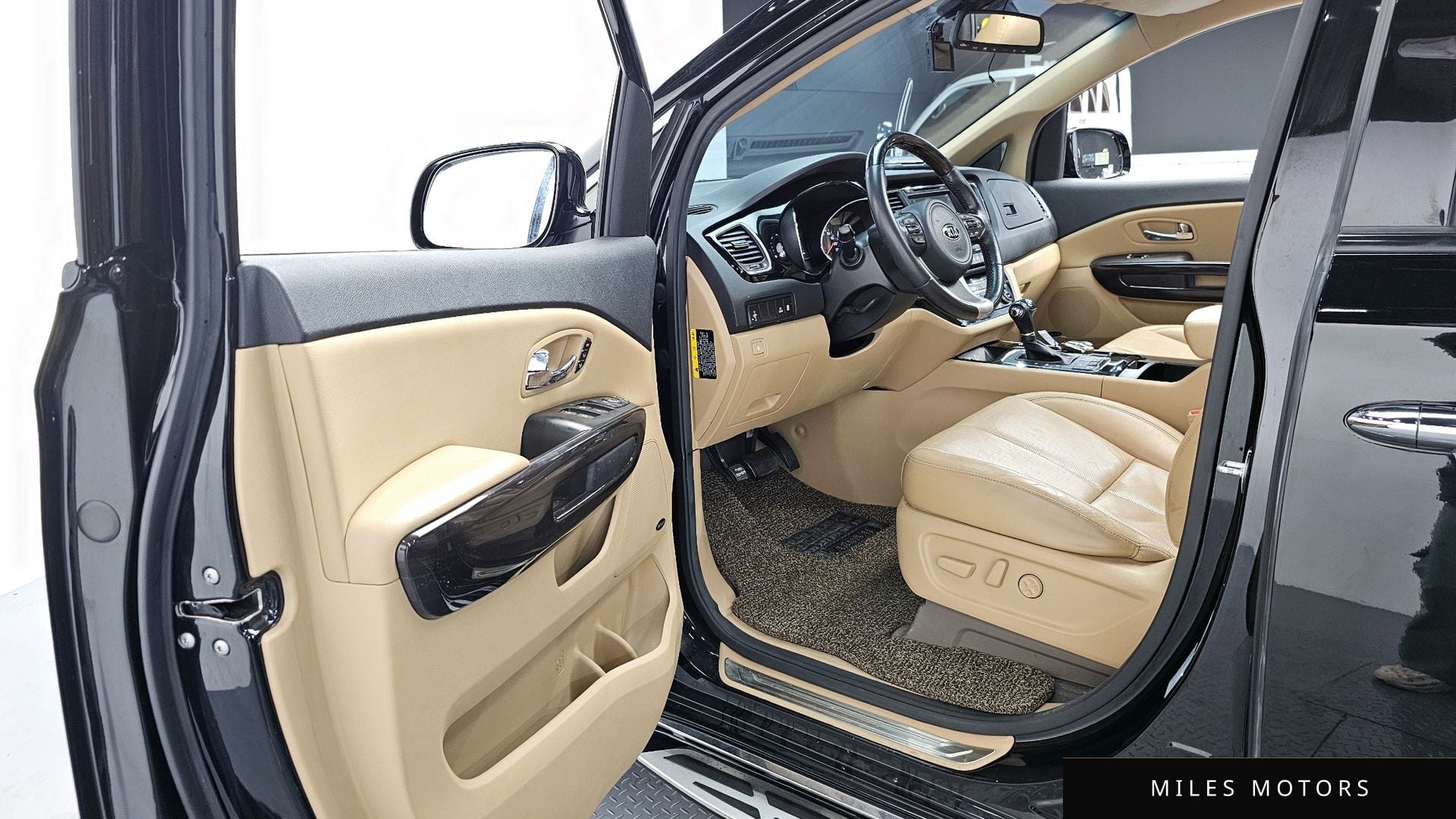 Kia Canival 2016 — миниатюра 11