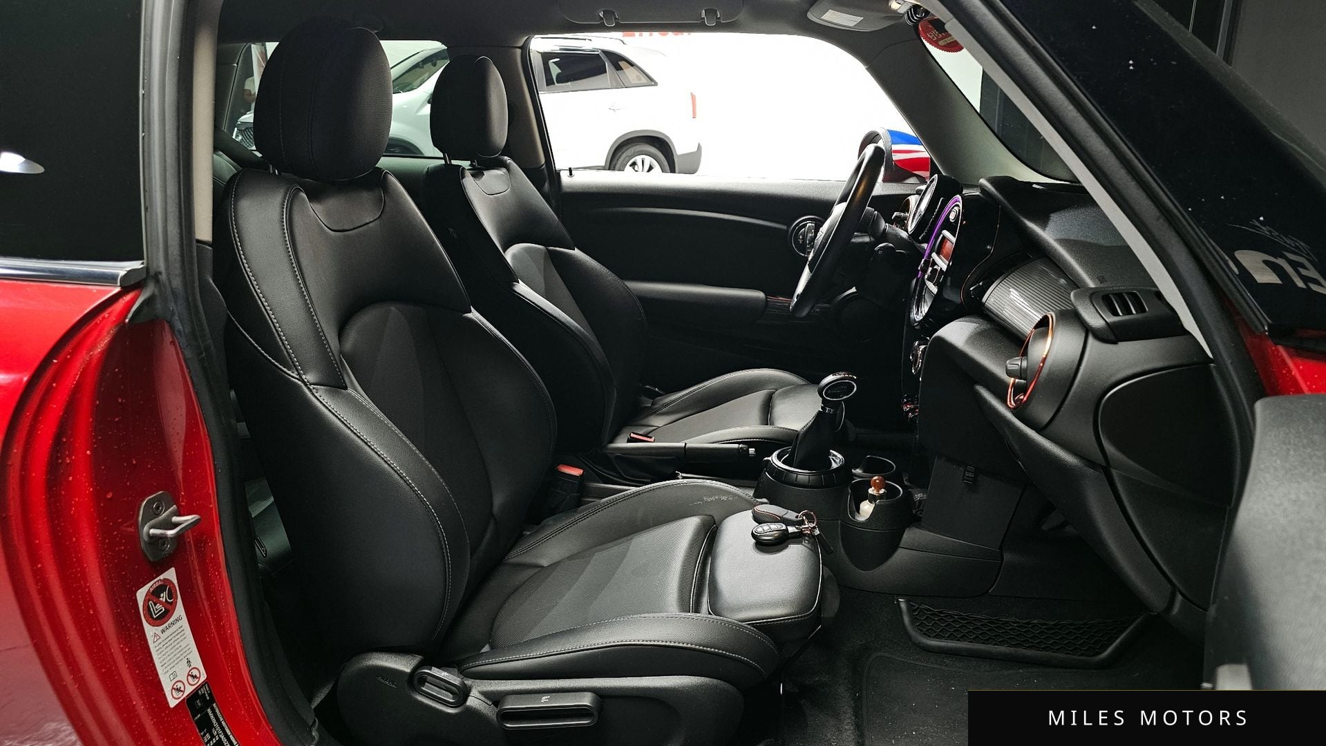 MINI Cooper D 2015 — миниатюра 10