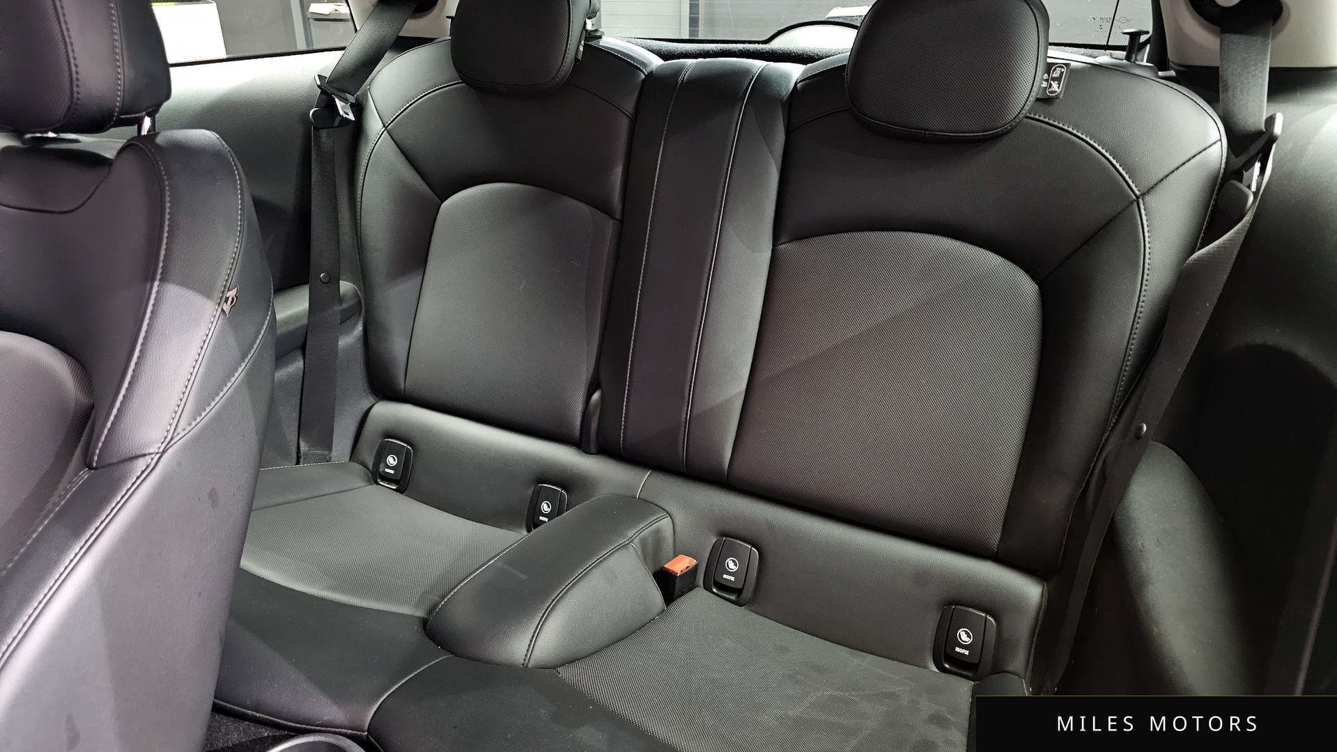 MINI Cooper D 2015 — миниатюра 12