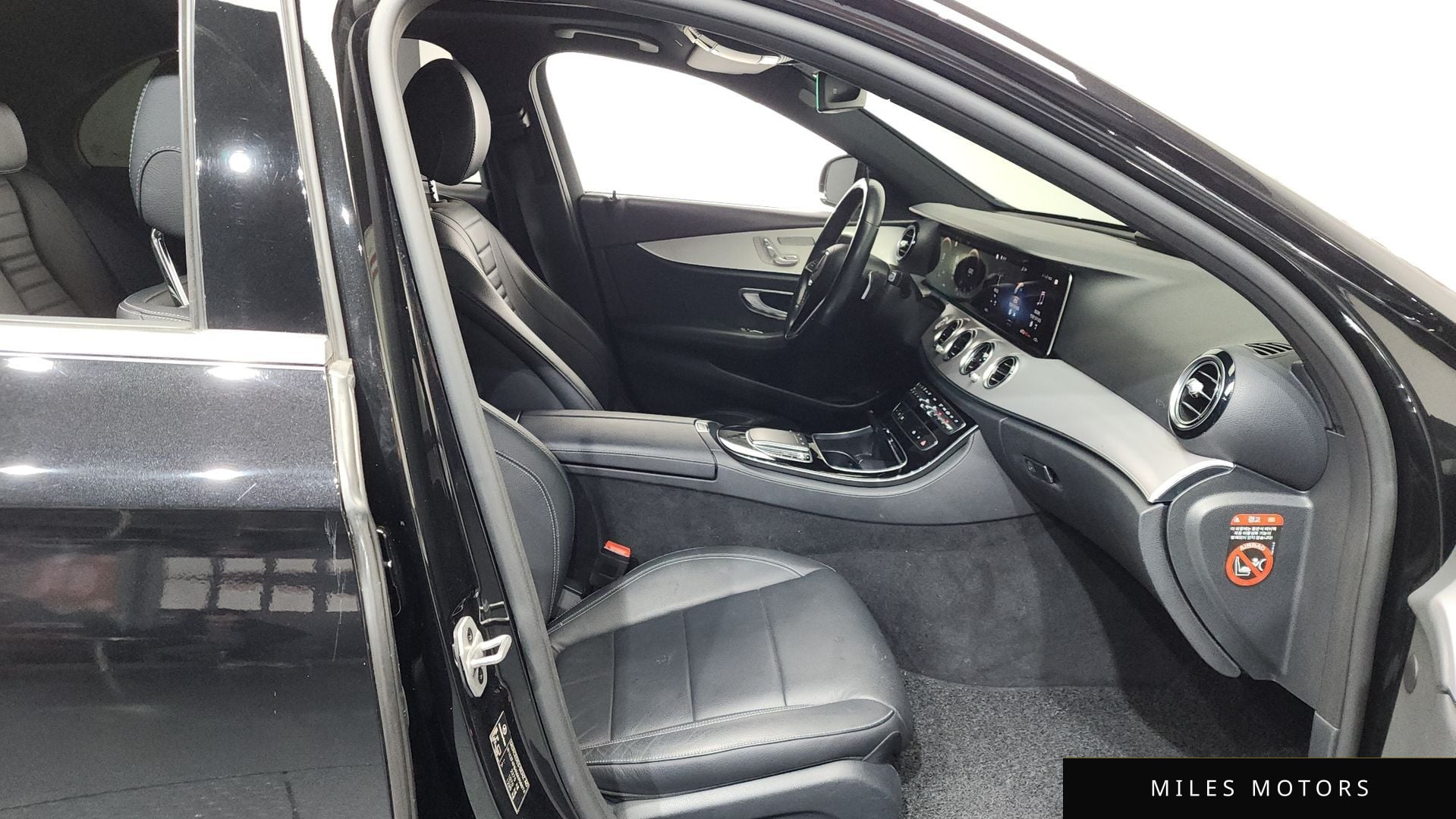 Mercedes-Benz E-Class W213 2021 — миниатюра 11
