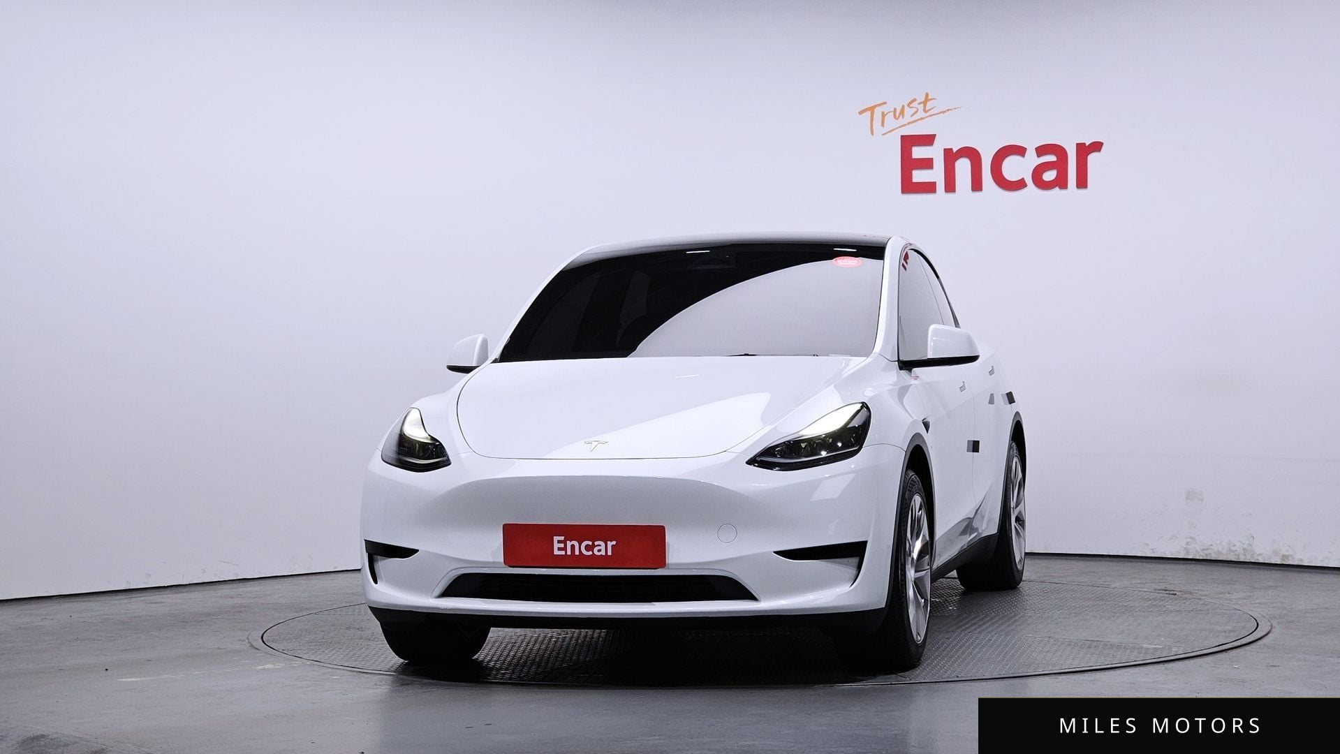 Tesla 모델 Y 2024 — миниатюра 3