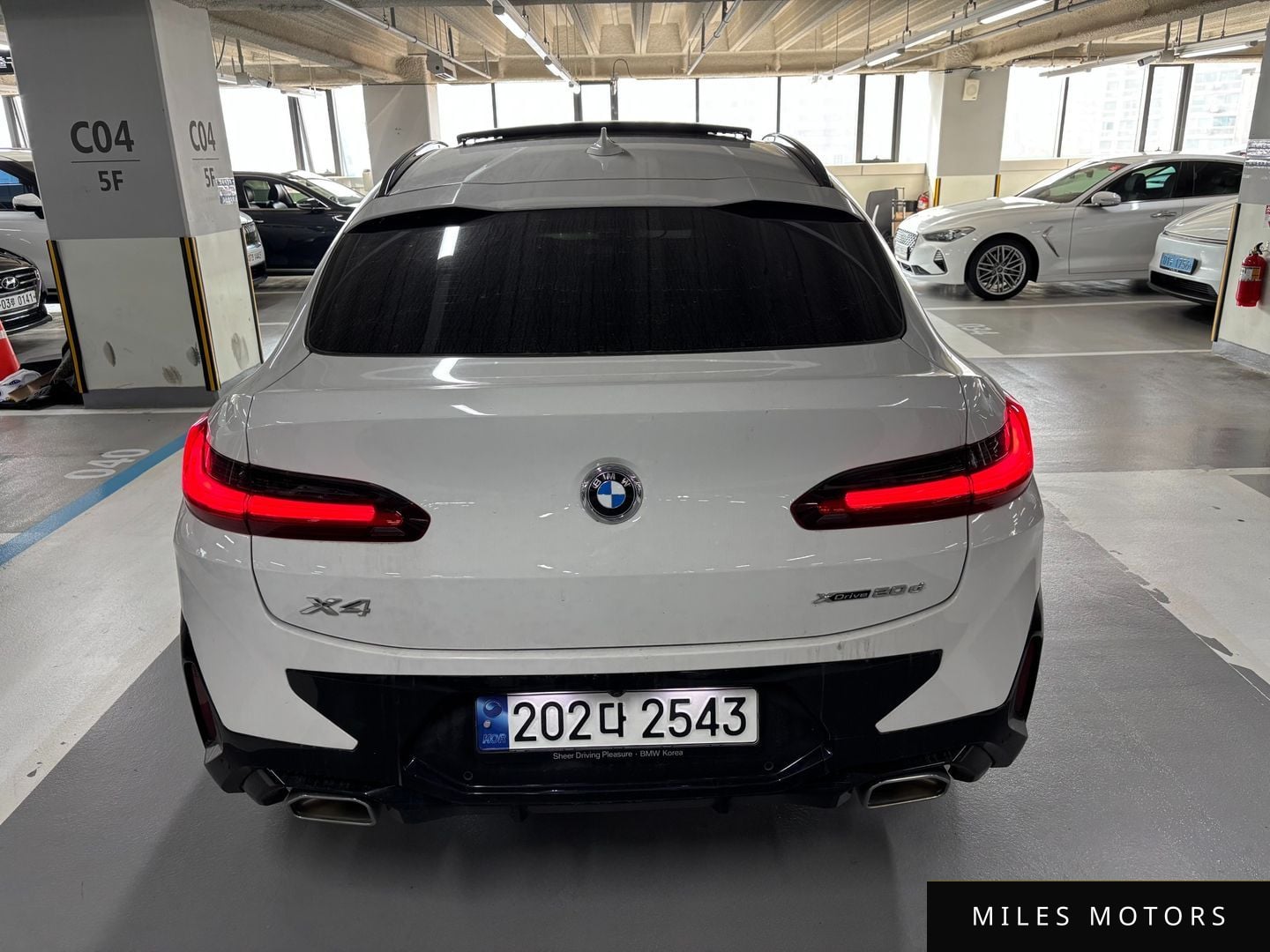 BMW X4 (G02) 2023 — миниатюра 4