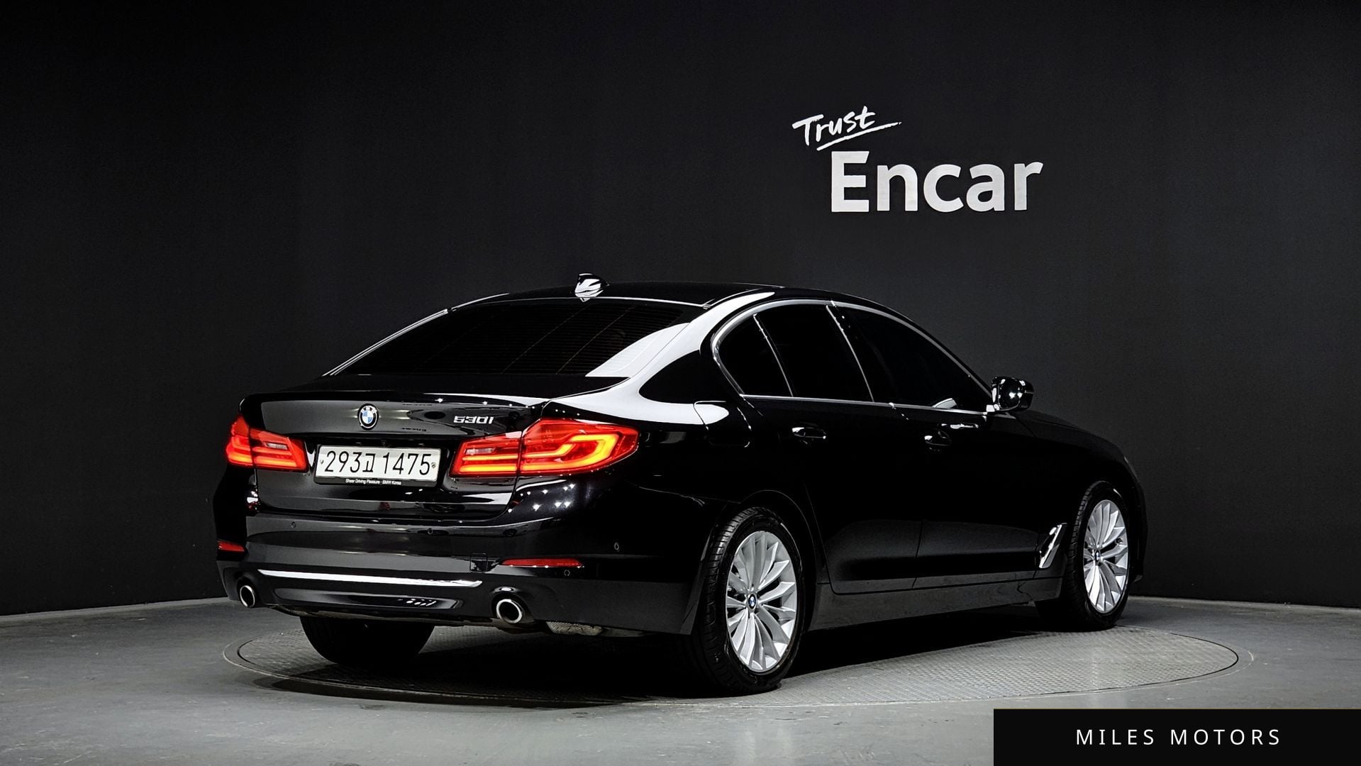 BMW 5 Series (G30) 2019 — миниатюра 2