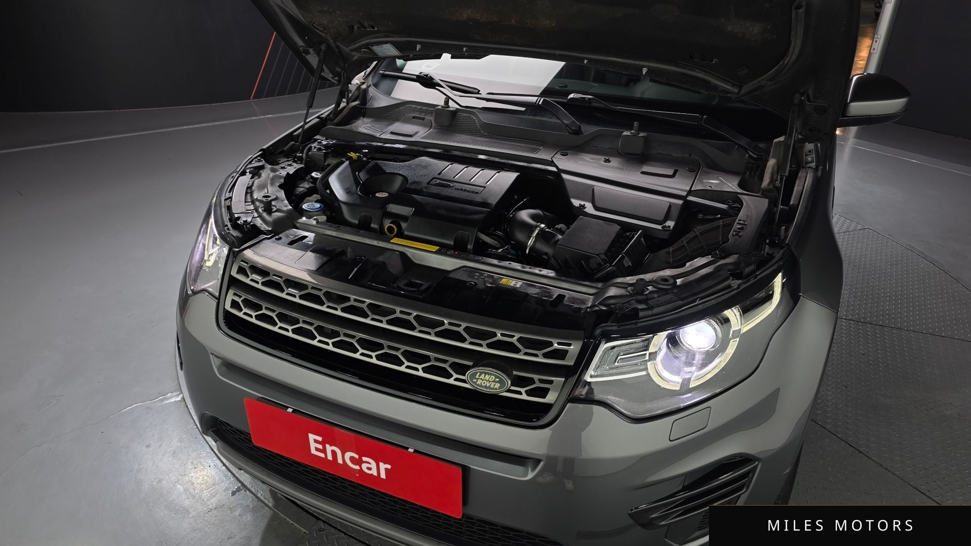 Land Rover Discovery Sport 2017 — миниатюра 6
