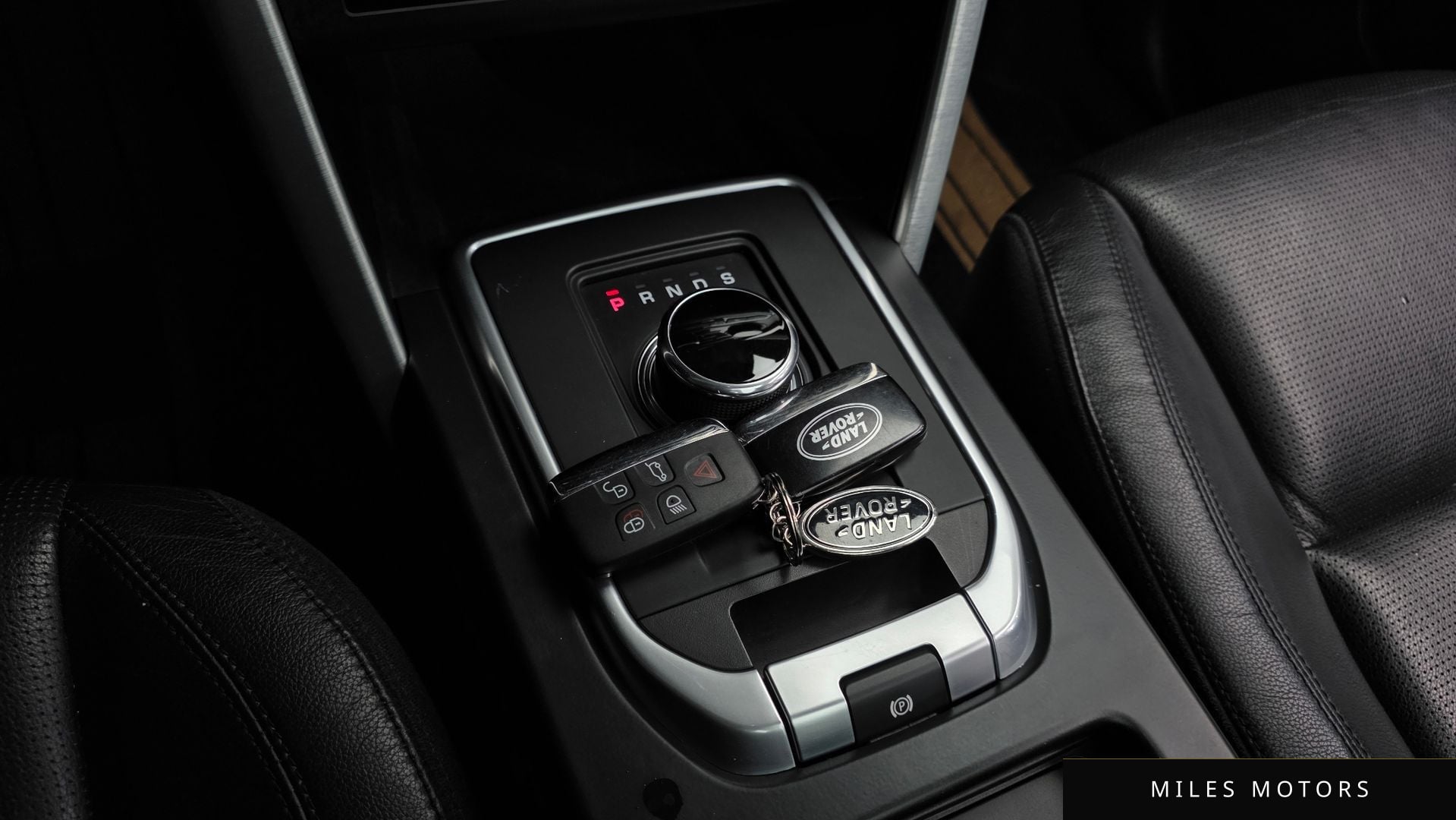 Land Rover Discovery Sport 2017 — миниатюра 9
