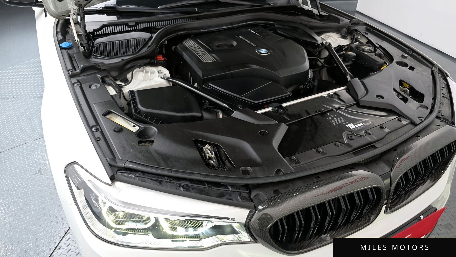 BMW 5 Series (G30) 2017 — миниатюра 6