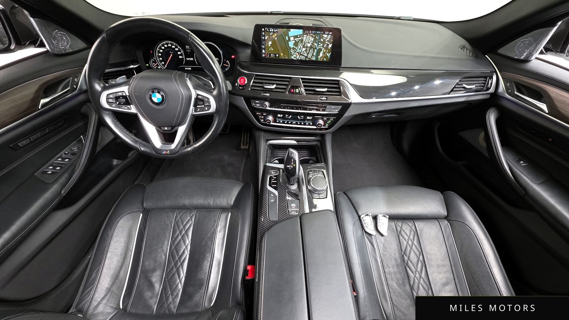 BMW 5 Series (G30) 2017 — миниатюра 7