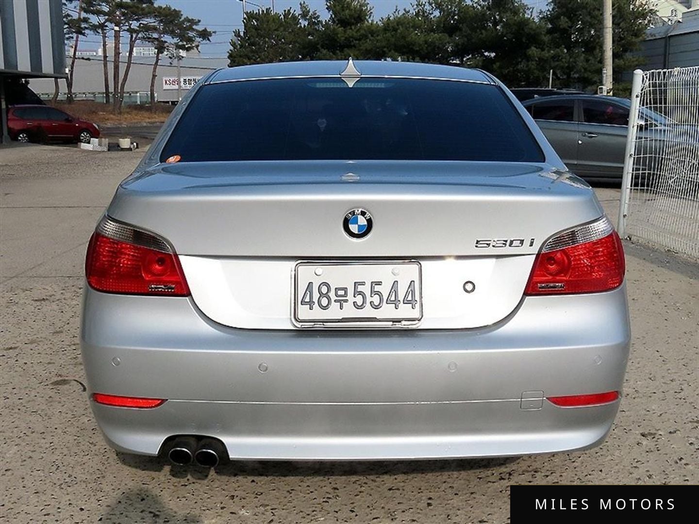 BMW 5 Series (E60) 2004 — миниатюра 4