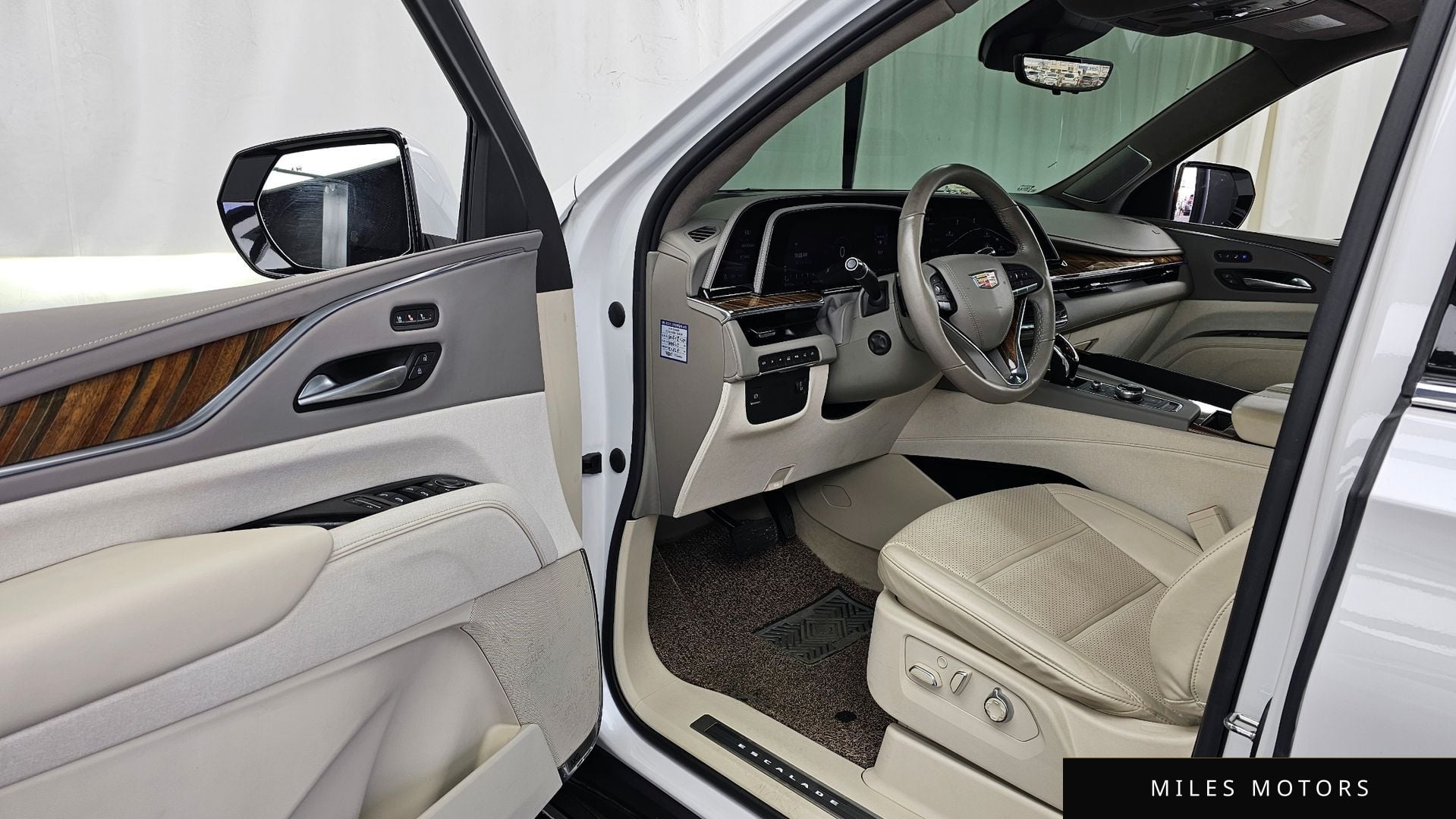 Cadillac 에스컬레이드 2023 — миниатюра 9