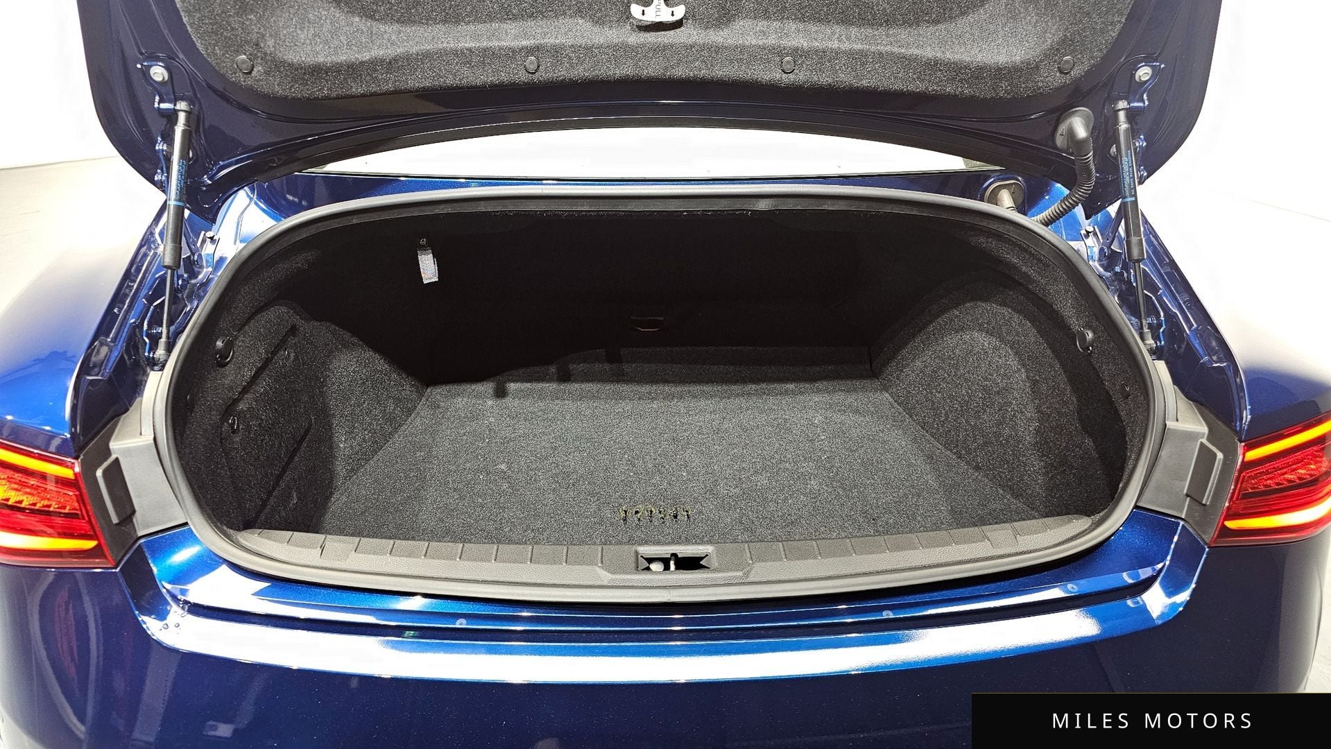 Infiniti Q60 (CV37) 2018 — миниатюра 20