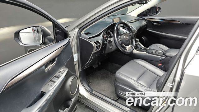 Лексус NX200t 2016 — миниатюра 12