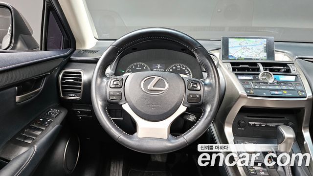 Лексус NX200t 2016 — миниатюра 13