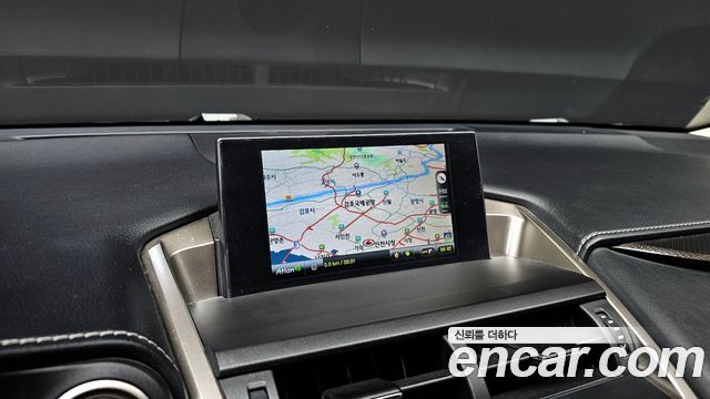 Лексус NX200t 2016 — миниатюра 14