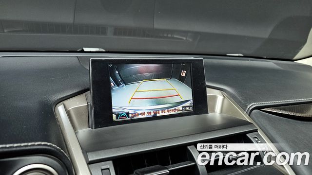 Лексус NX200t 2016 — миниатюра 15