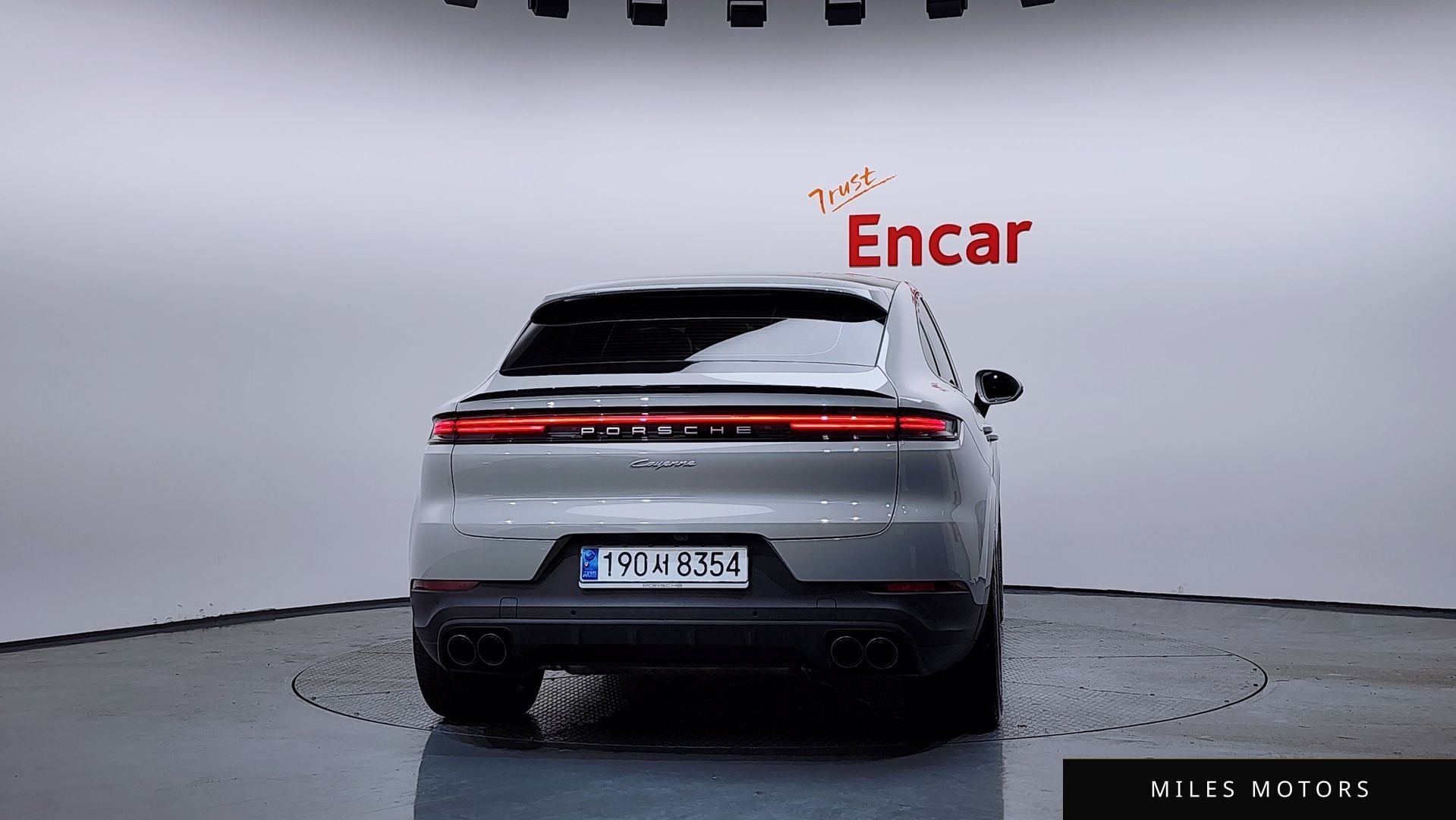 Porsche Cayenne 2024 — миниатюра 4