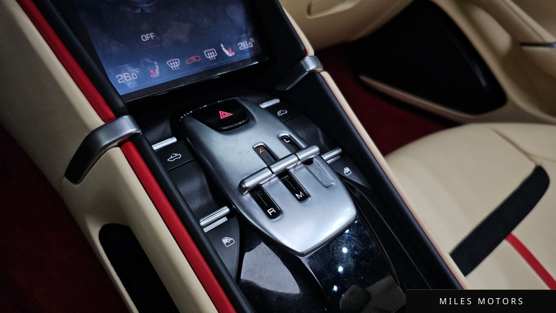 Ferrari 로마 2024 — миниатюра 9
