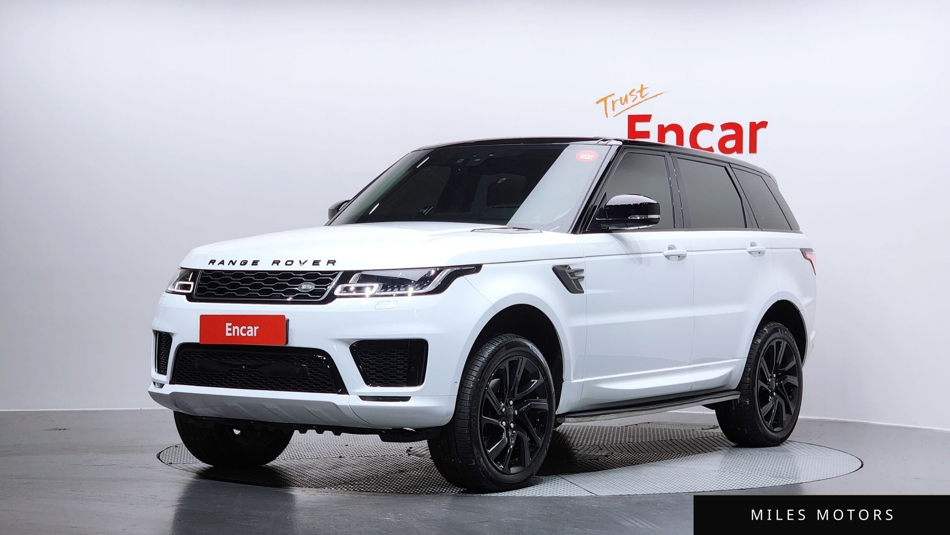 Land Rover Range Rover Sport 2019 — фото 1 из 12