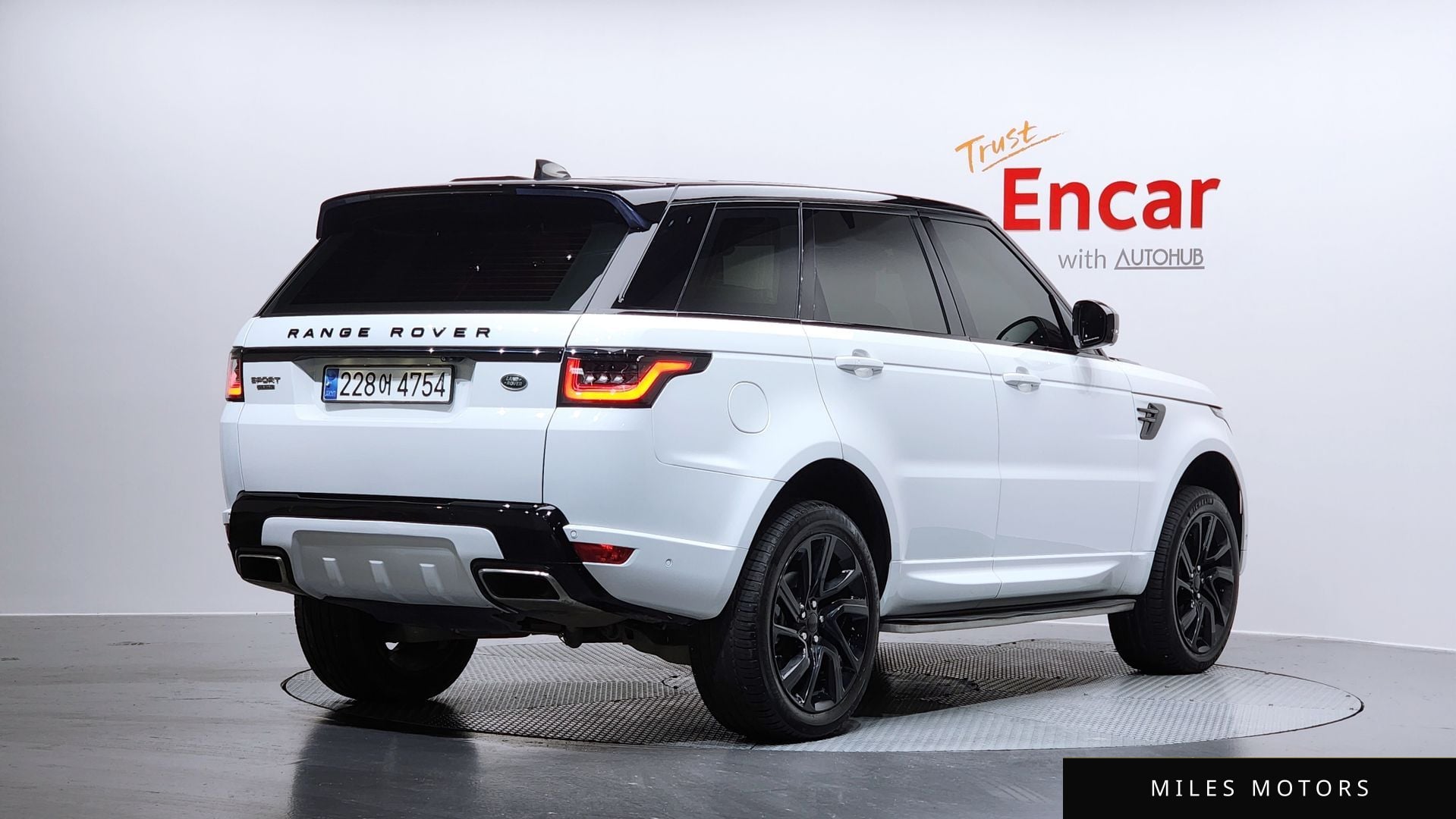 Land Rover Range Rover Sport 2019 — миниатюра 2