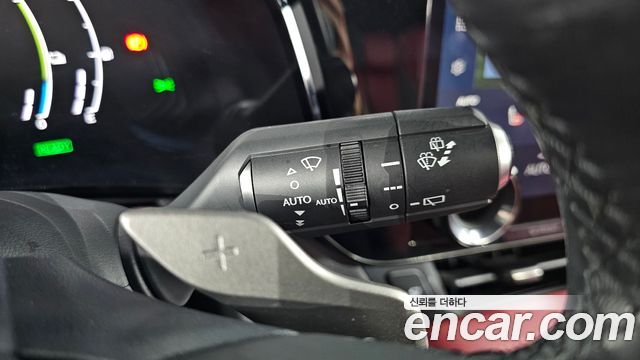 Лексус NX450h+ 2022 — миниатюра 17