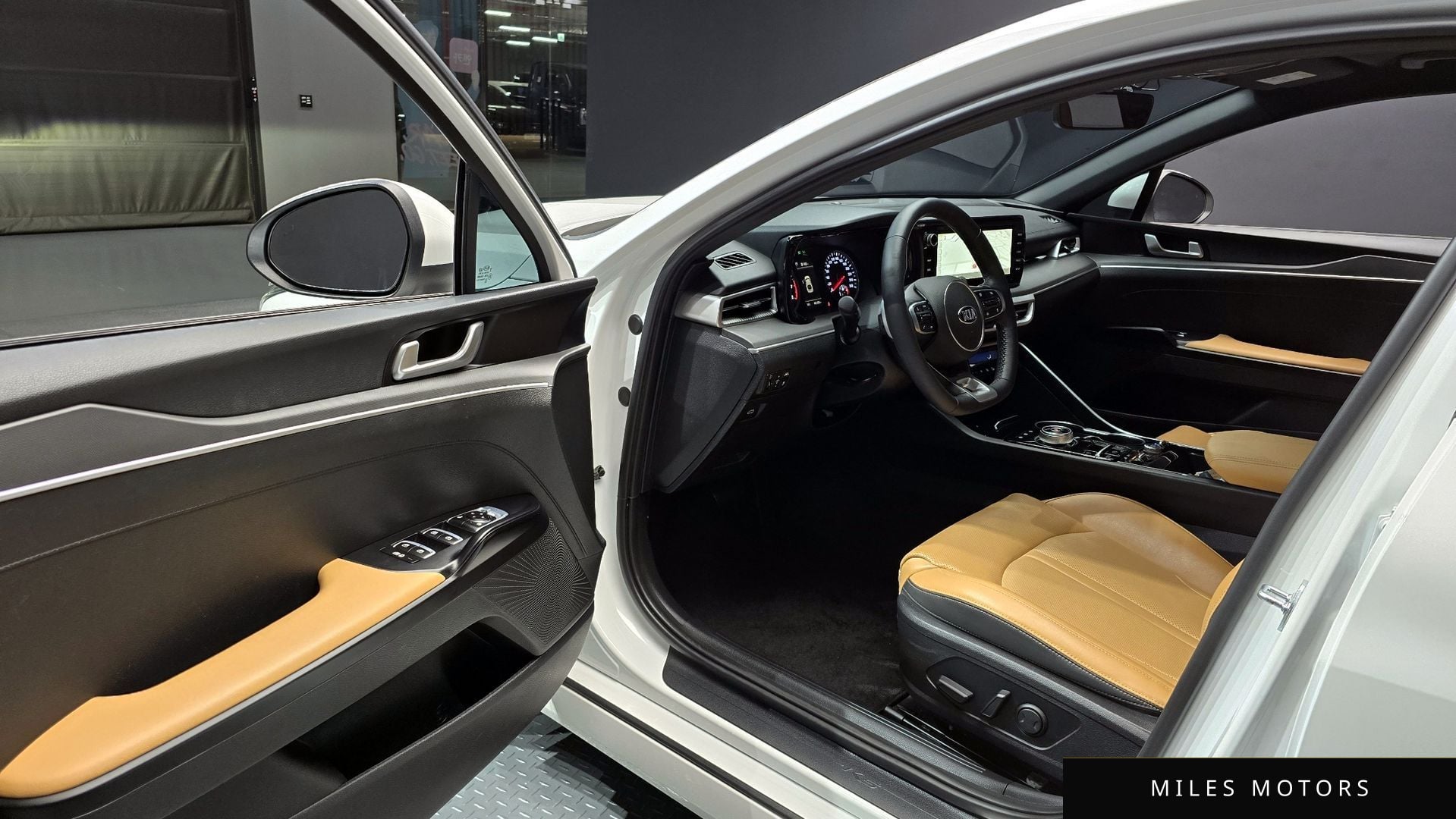 Kia K5 2021 — миниатюра 11