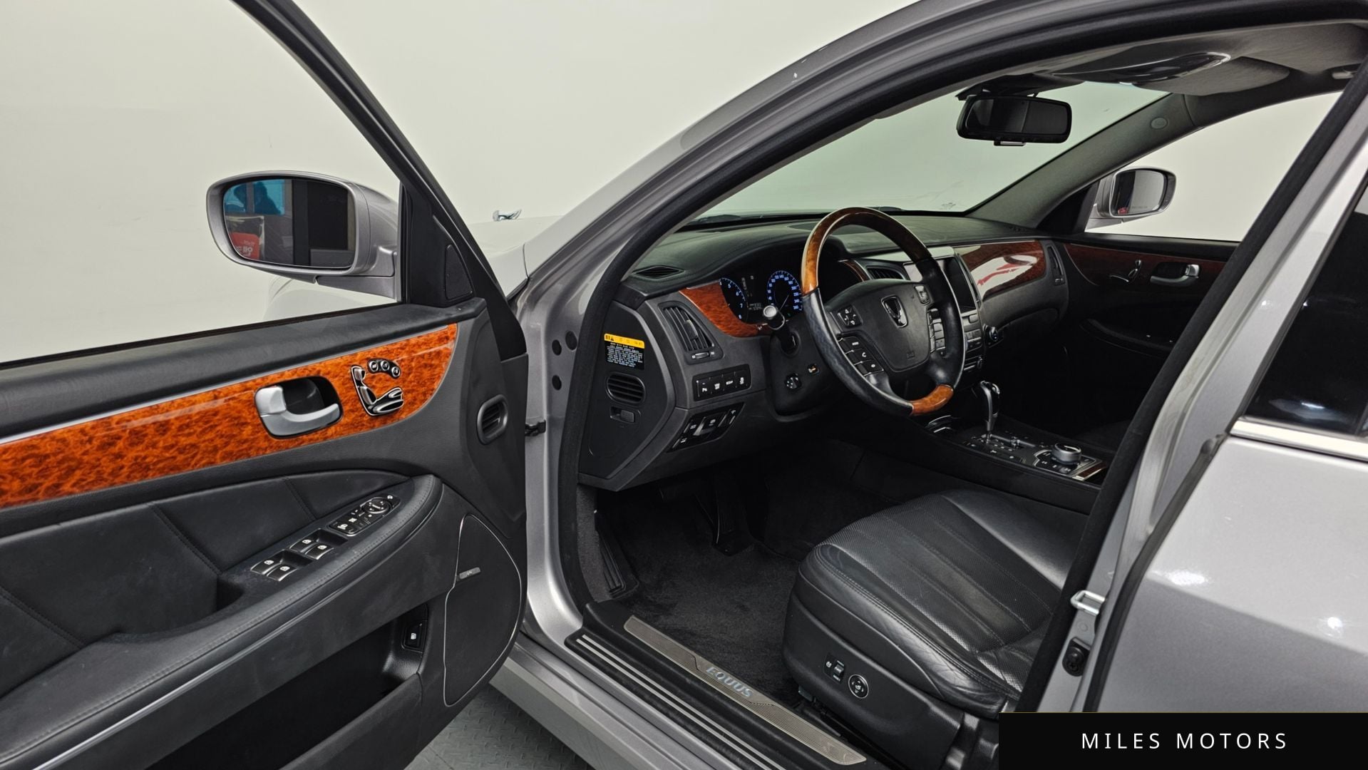 Hyundai Equus 2012 — миниатюра 10
