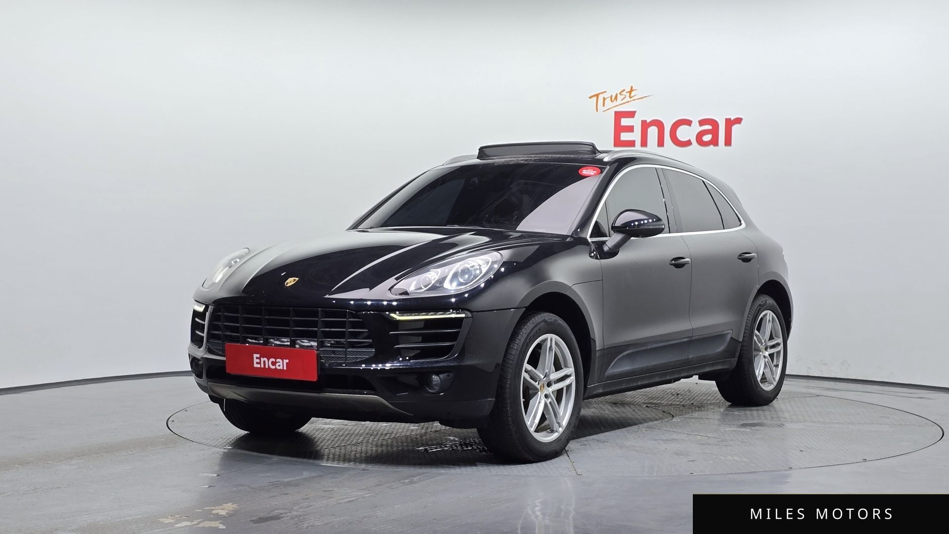 Porsche Macan 2015 — фото 1 из 12