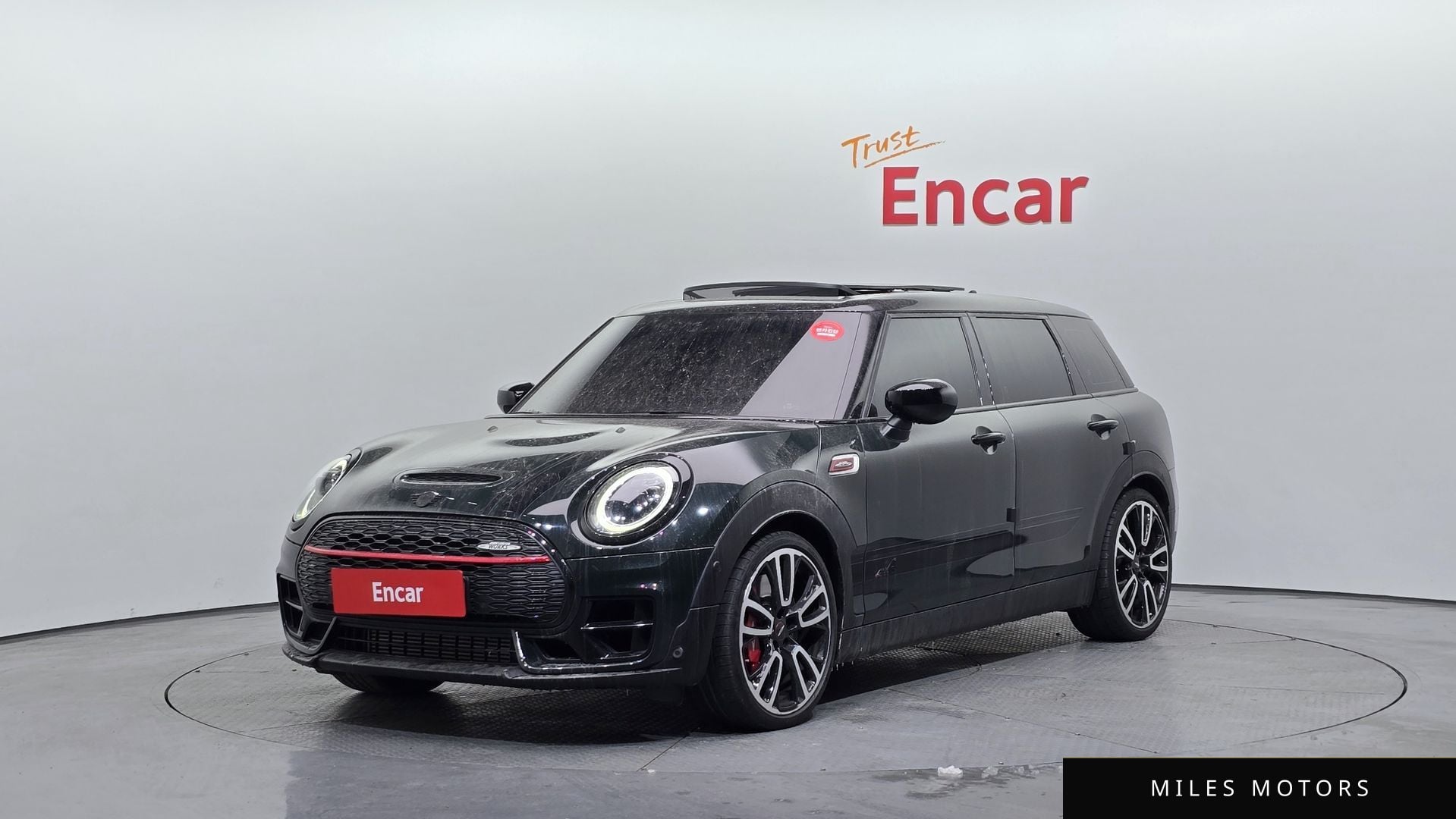 MINI Clubman 2023 — фото 1 из 12