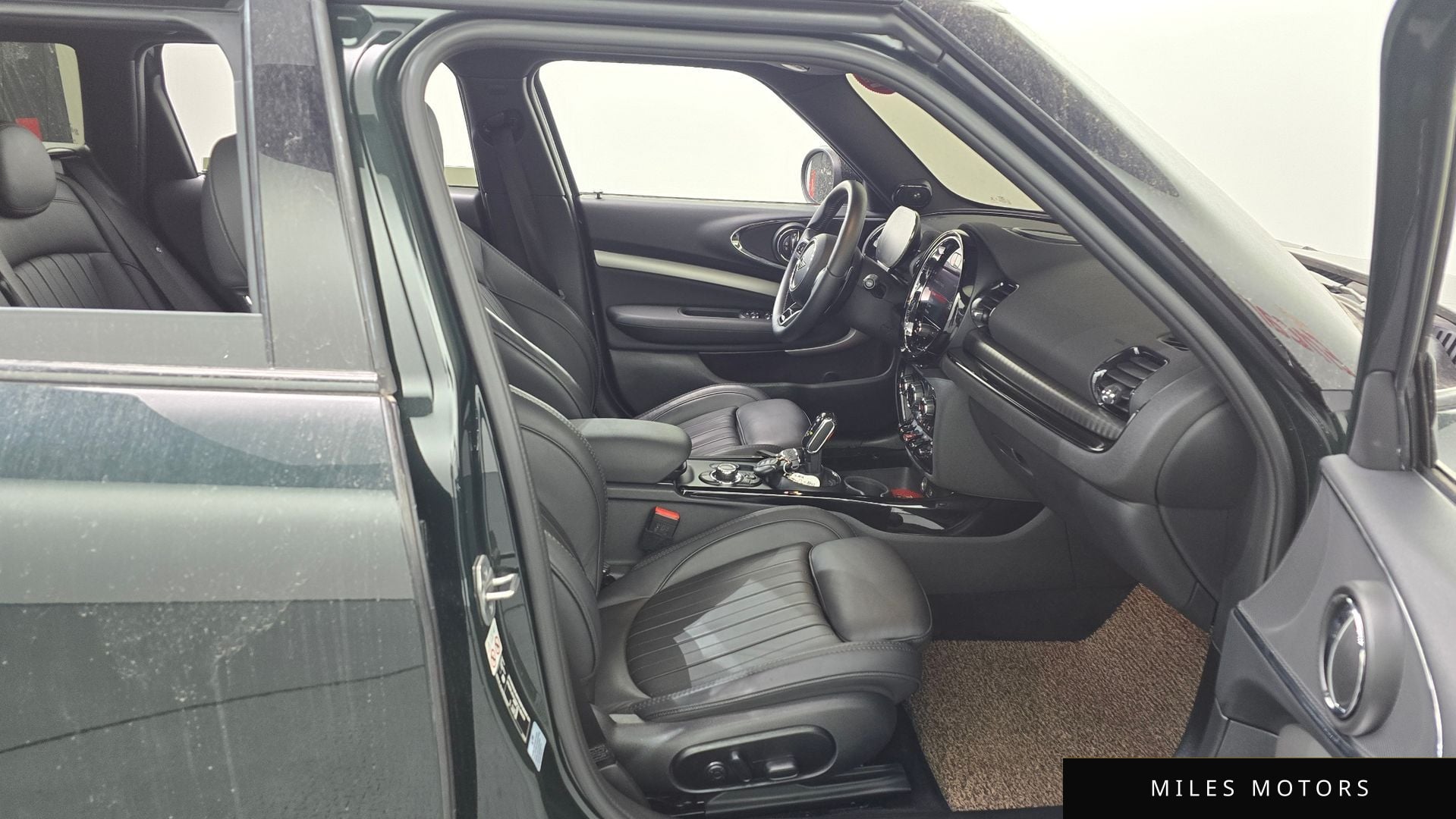 MINI Clubman 2023 — миниатюра 11