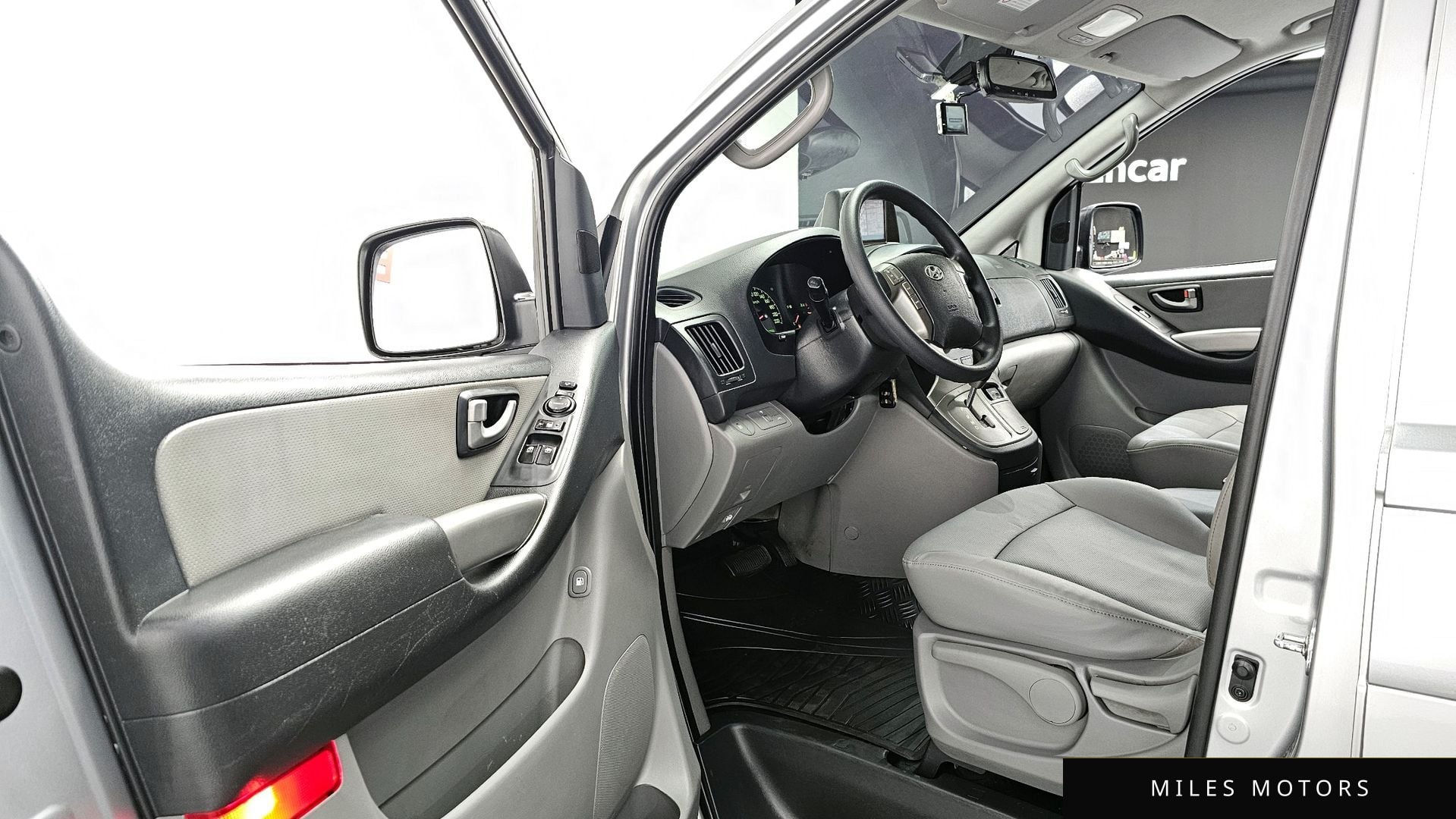 Hyundai Starex 2015 — миниатюра 11
