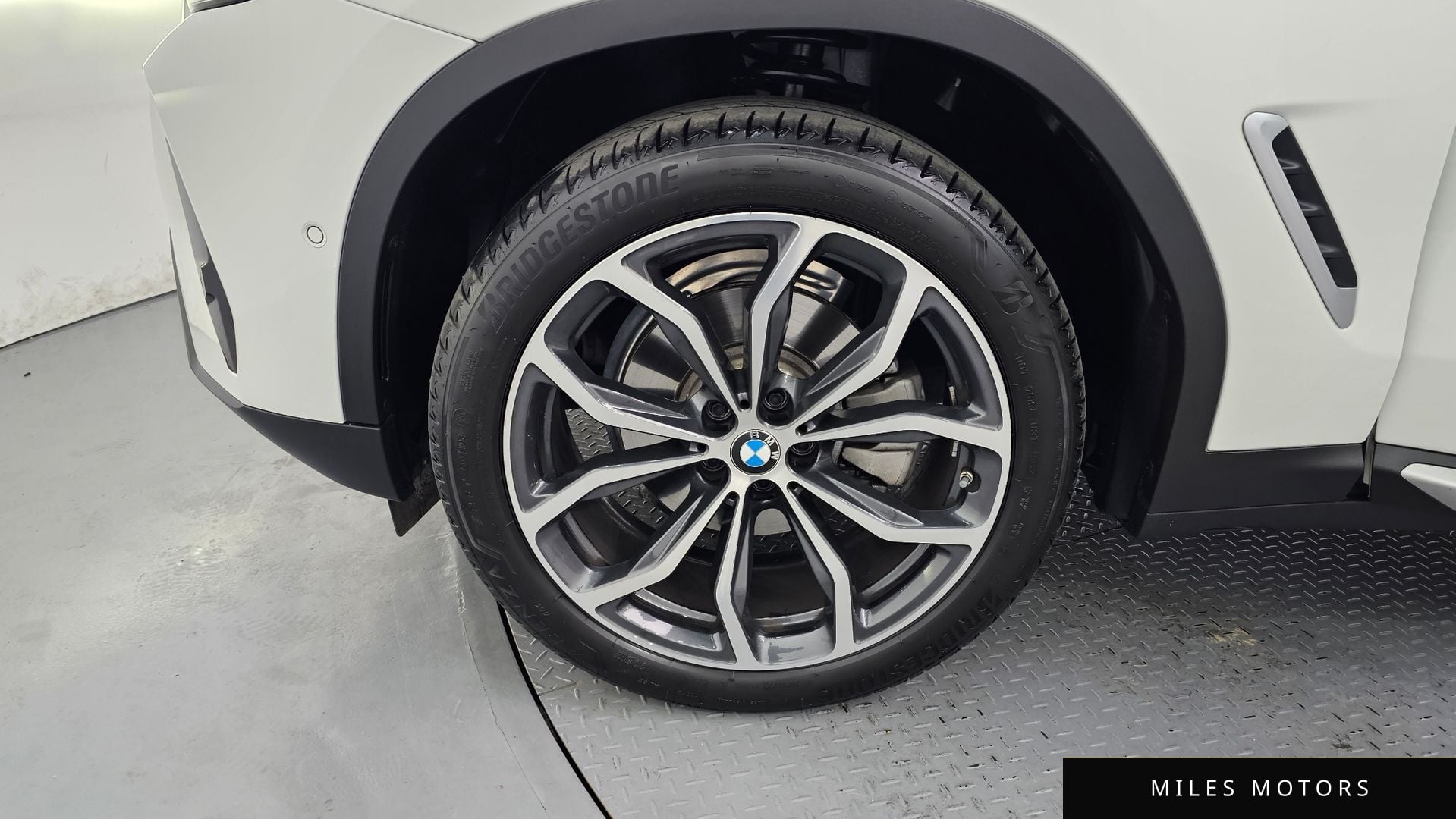 BMW X4 (G02) 2025 — миниатюра 5