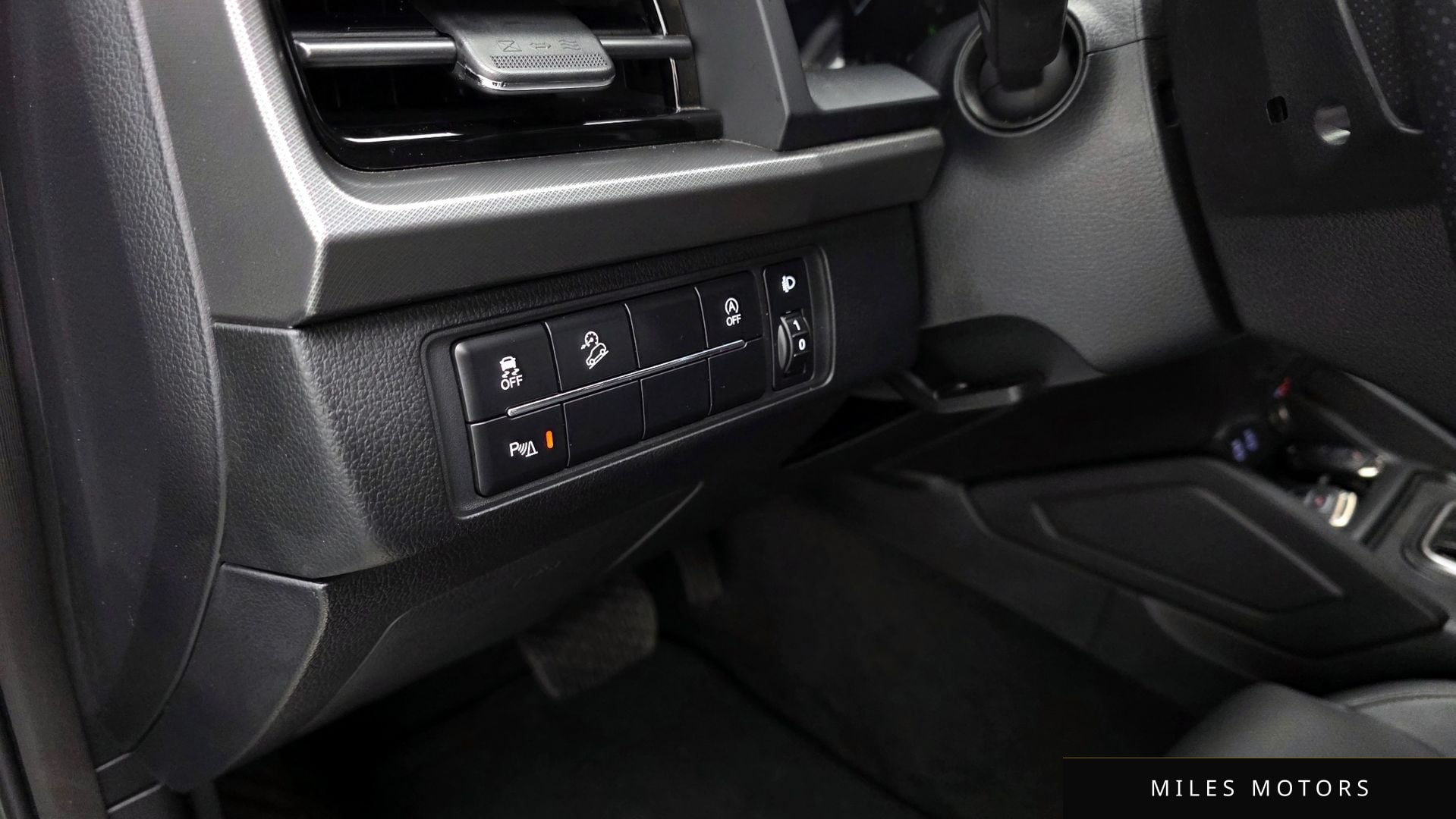 KG Mobility Rexton 2024 — миниатюра 16