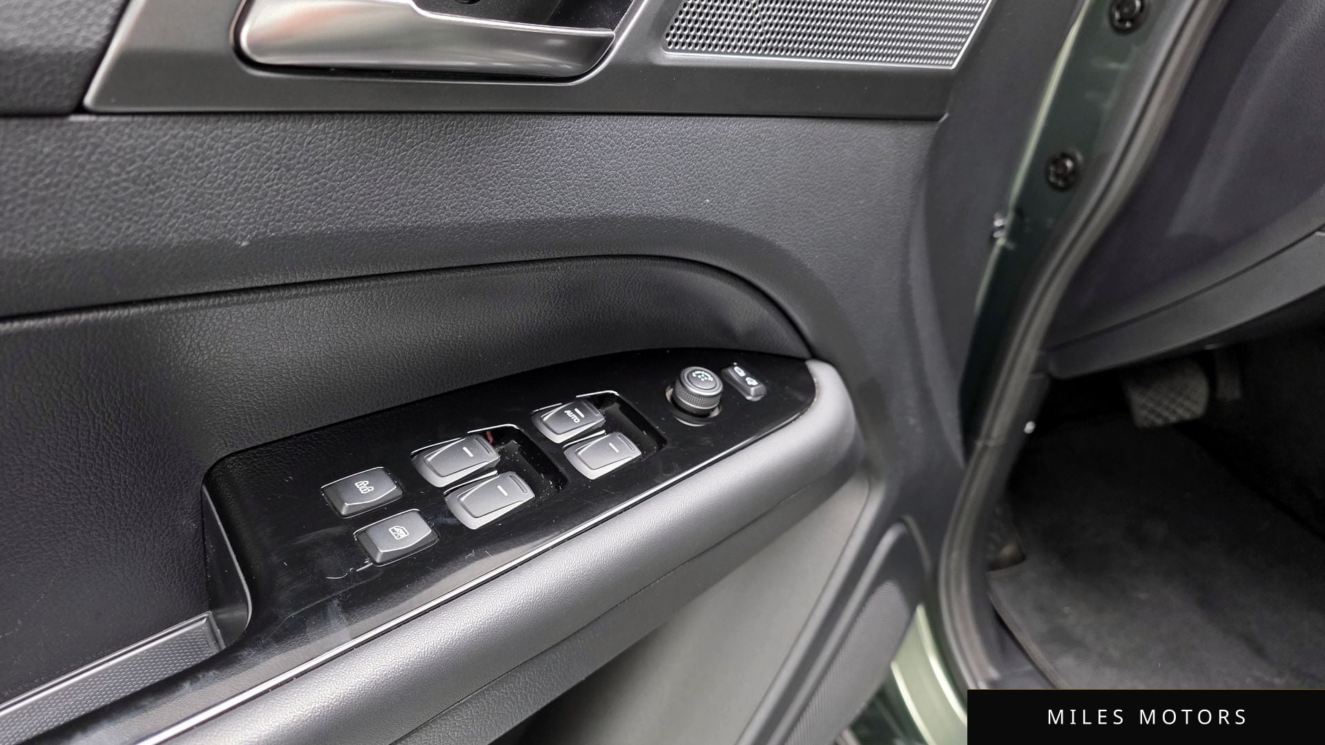 KG Mobility Rexton 2024 — миниатюра 18