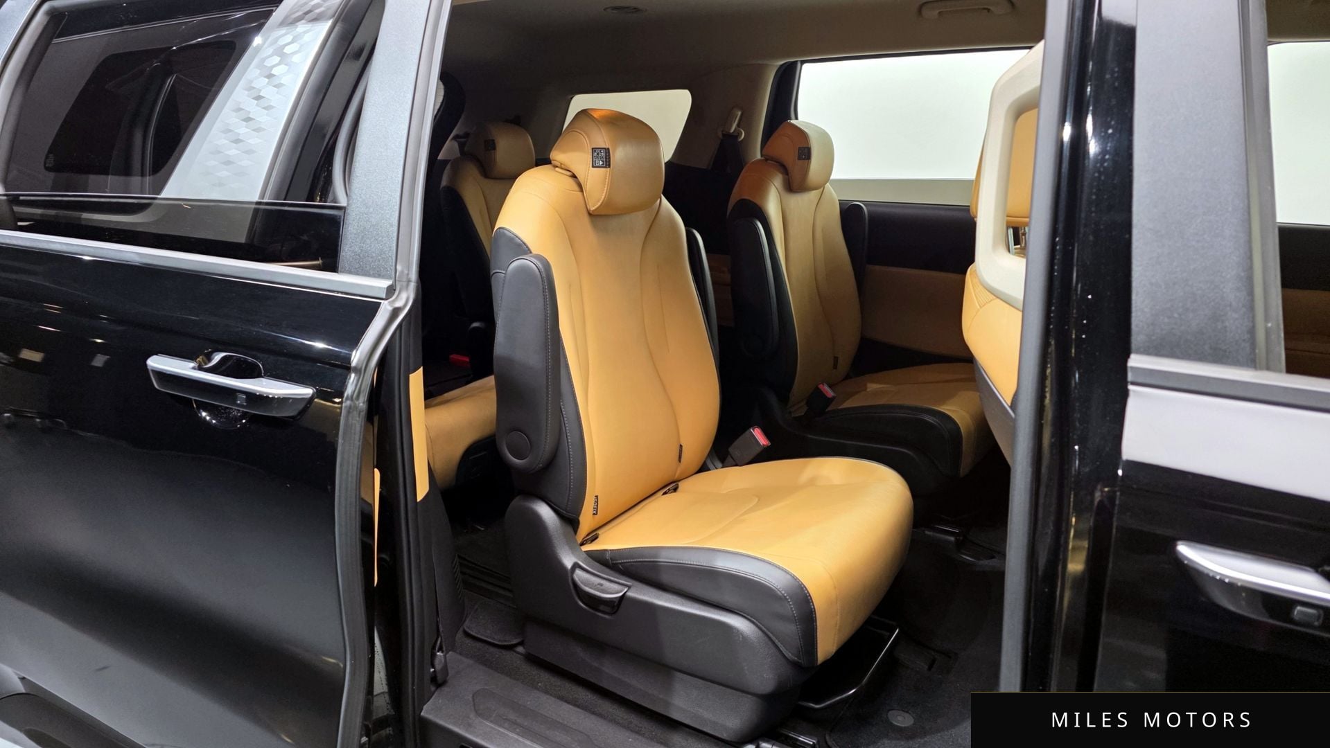 Kia Carnival 2023 — миниатюра 12